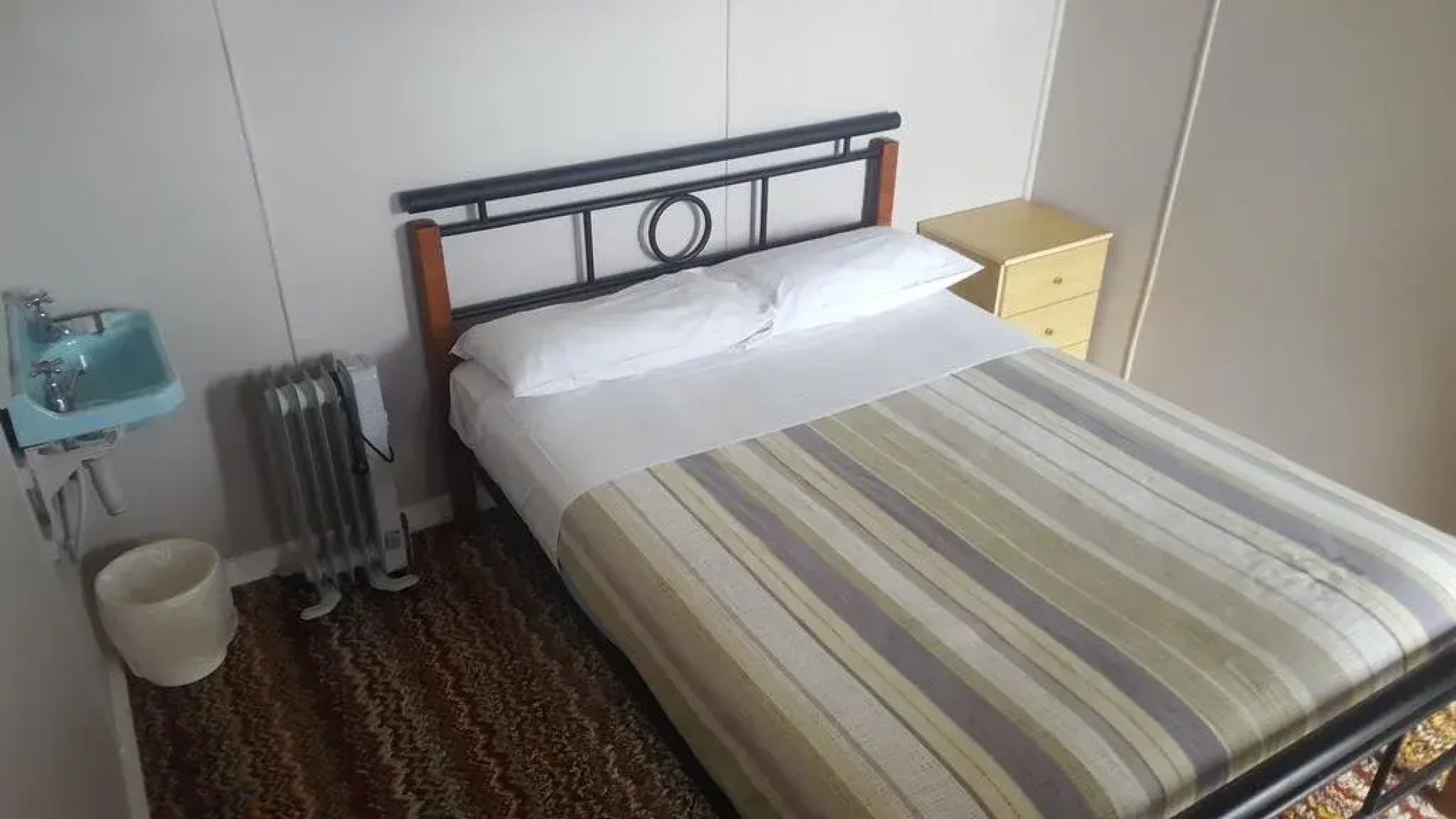 Tingle All Over Budget Accommodation