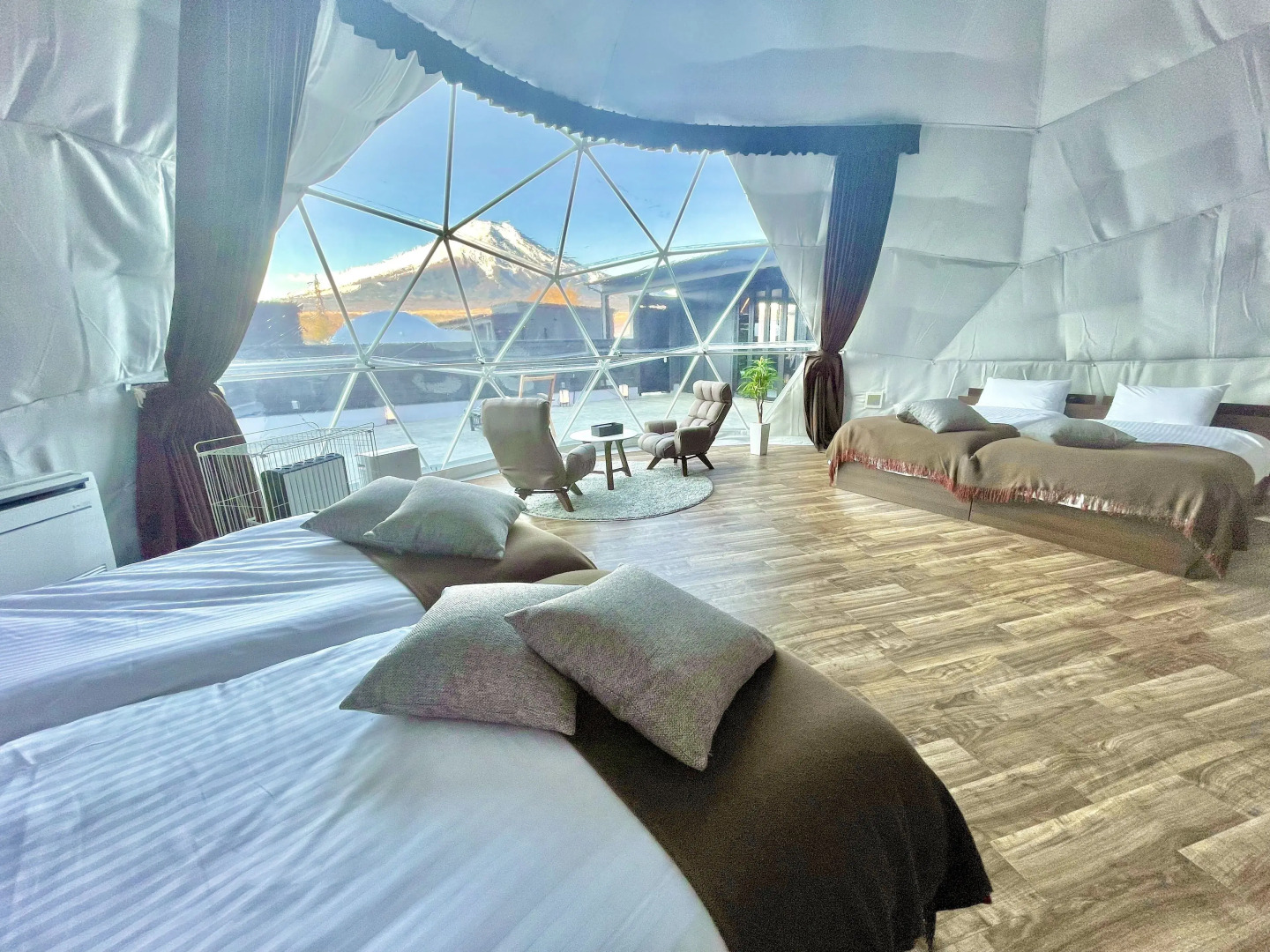 Panoramic Mt. Fuji Views from All Rooms – VISION GLAMPING Resort & Spa YAMANAKAKO