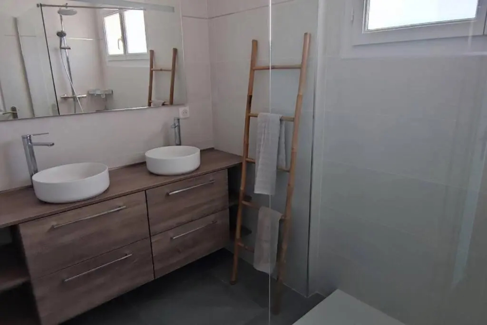 F4 a Porticcio Avec Piscine Et Vue Sur Mer