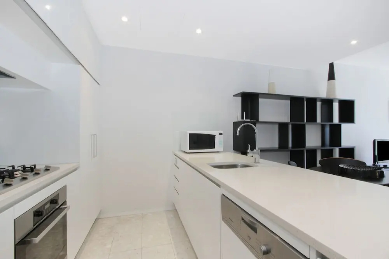 Accommodate Canberra - Lakefront