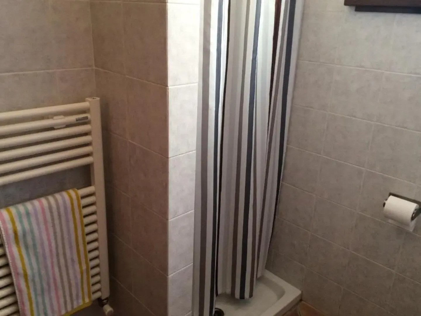 TOSCANA TOUR - small cottage with aircon, private terrace and garden - 2000m from the beach