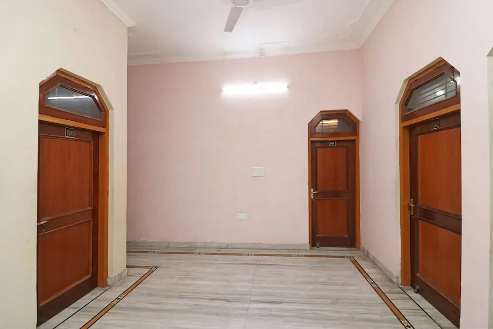 OYO 16270 Hotel Sweet Home