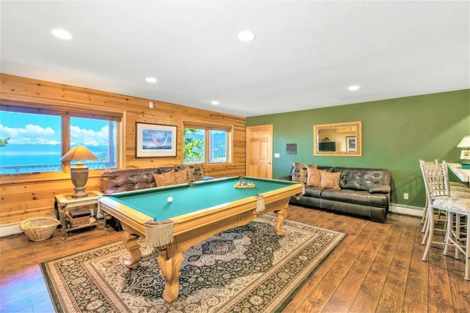 Lx10: Lake View Jewel Estate With Pool Table