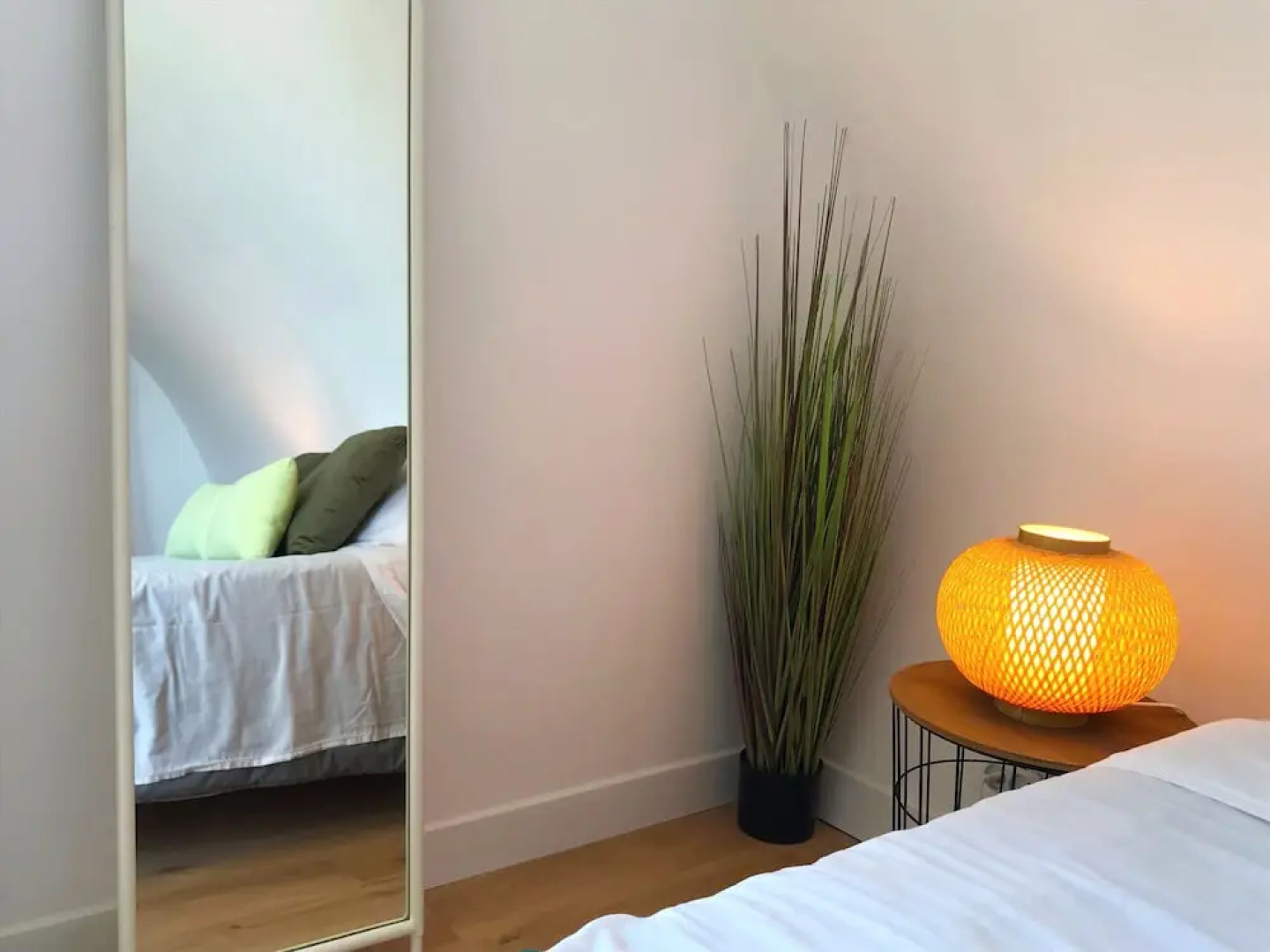 Tipi Lounge and breakfast