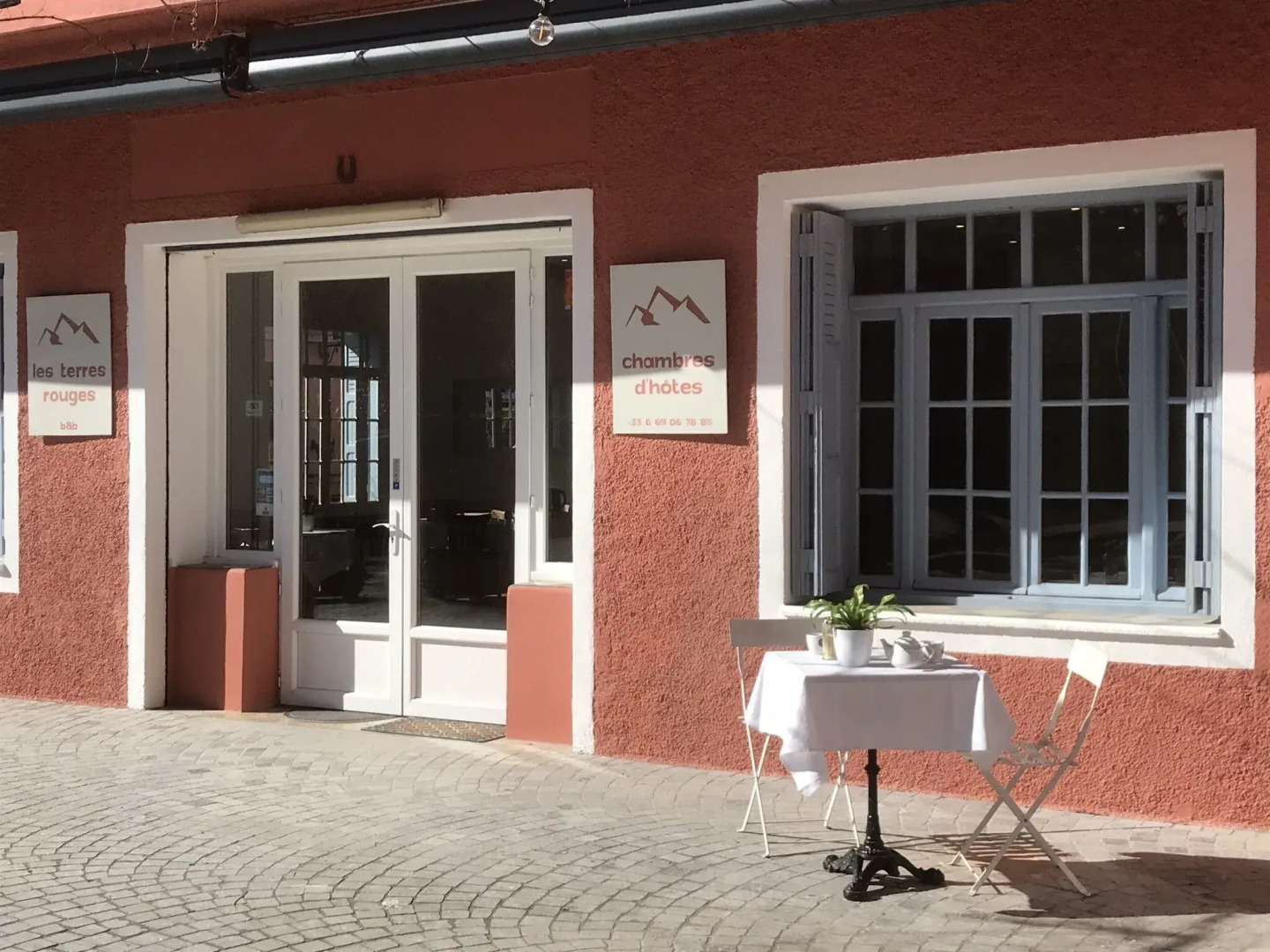 Les Terres Rouges 06