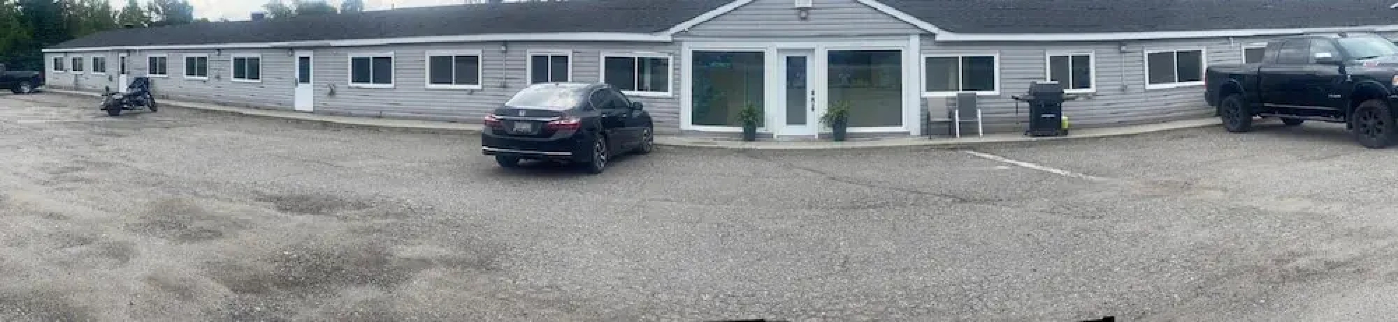 Timber Wolf Inn Motel