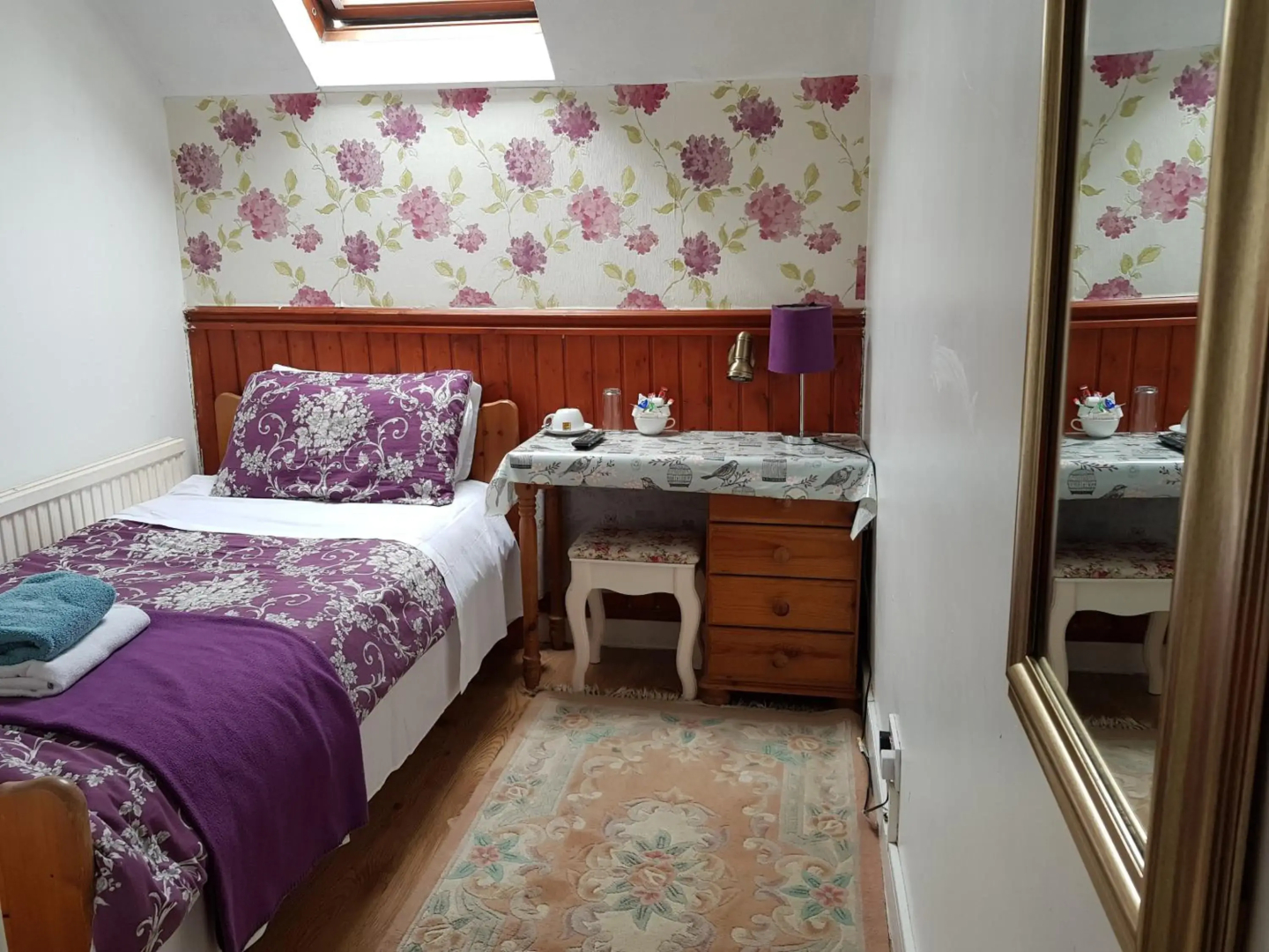 Adams Guest House