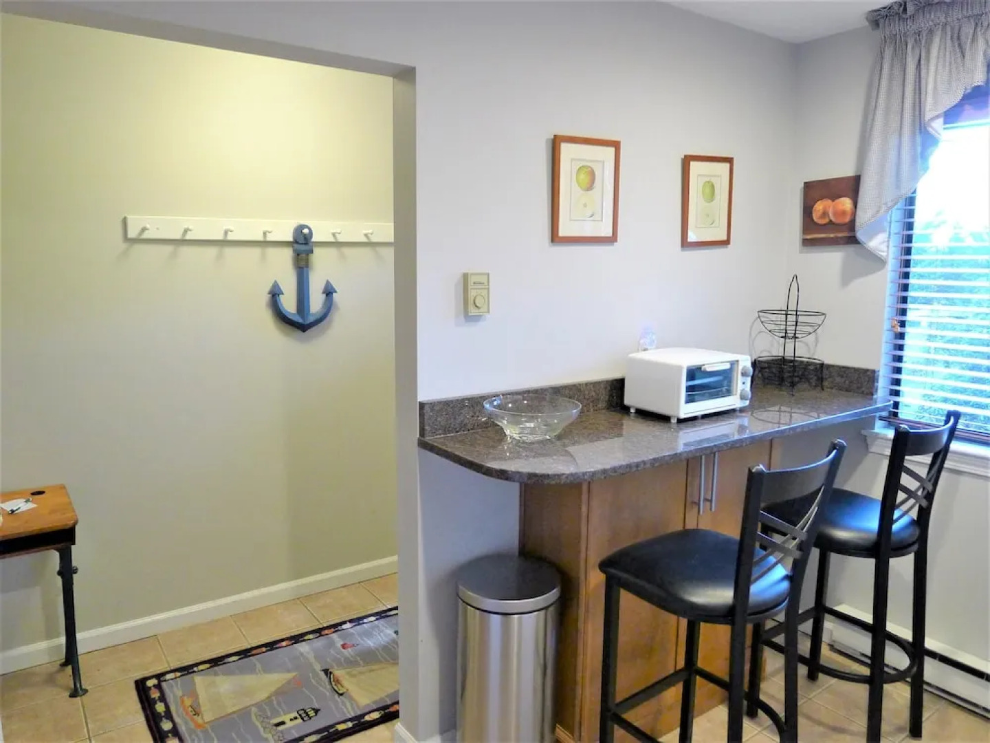 87 Chilton - 2 Bedroom Condo