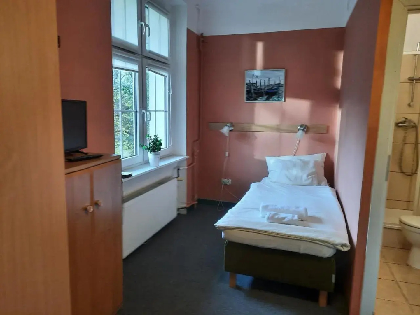 Willa Pod Starymi Lipami