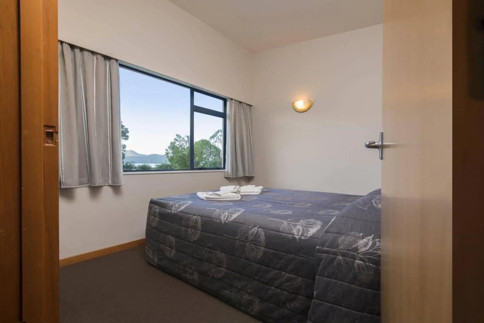 Bay Vista Waterfront Motel Picton