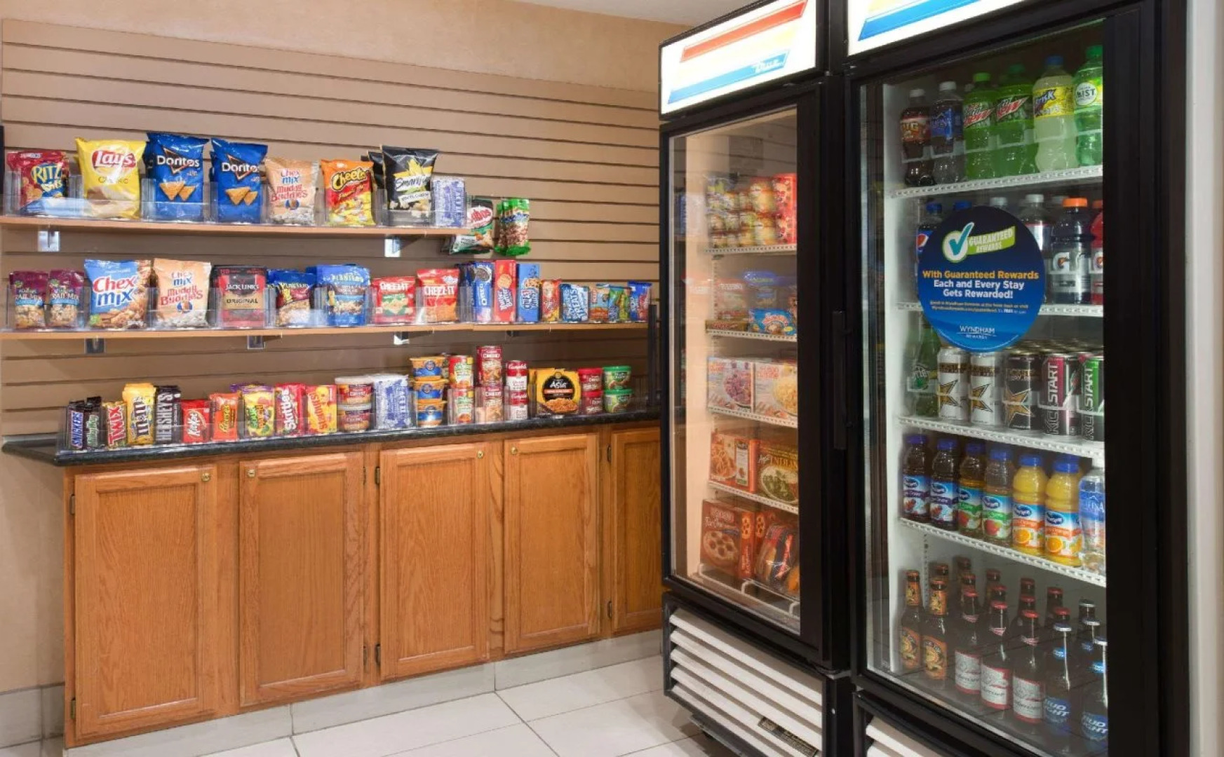 Value Suites Extended Stay - St Louis