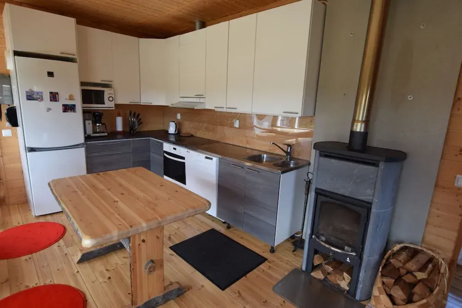 Lake Inari Mobile Cabins