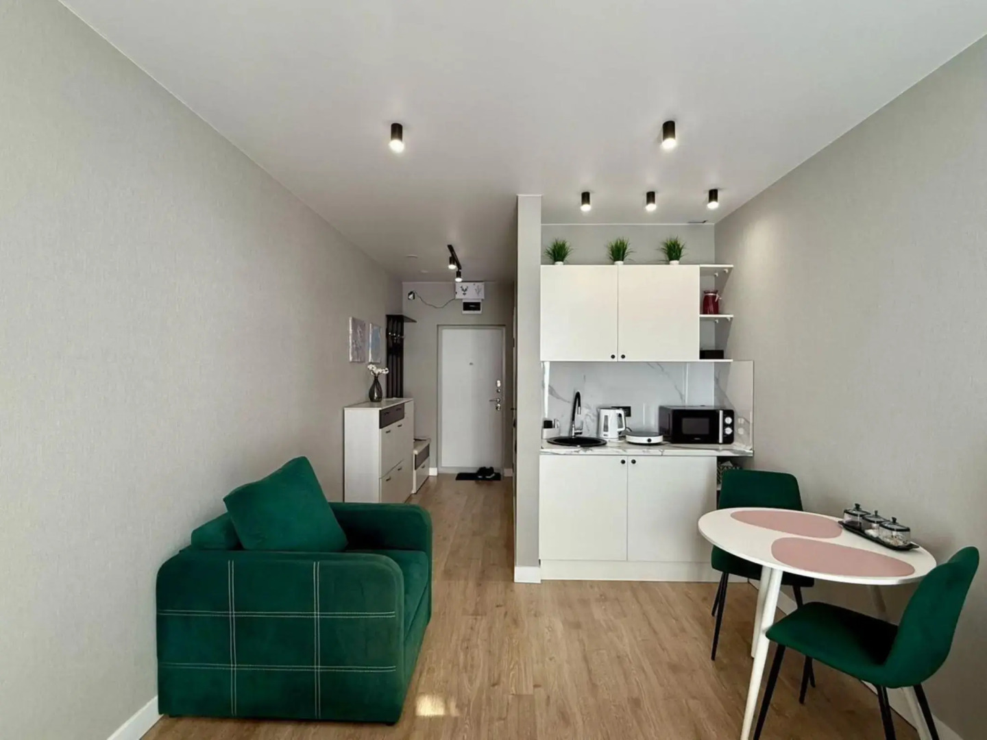 Апартаменты на улице Ясногорская-16/2