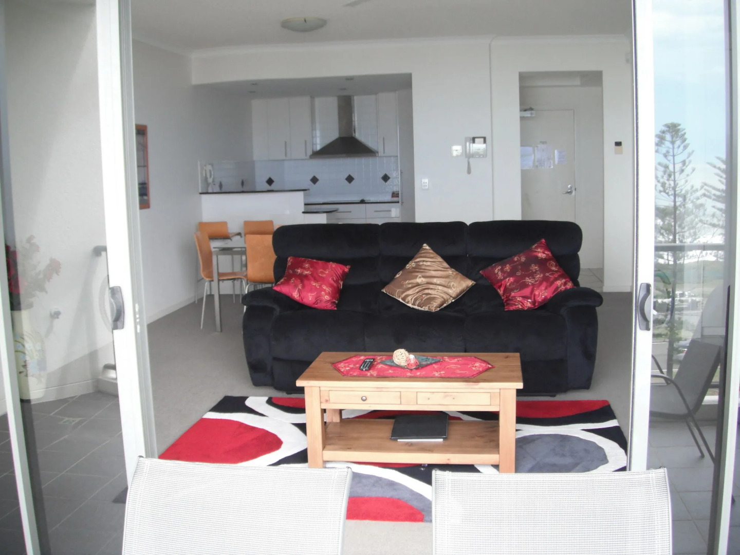 Meridian Alex Beach Apartments