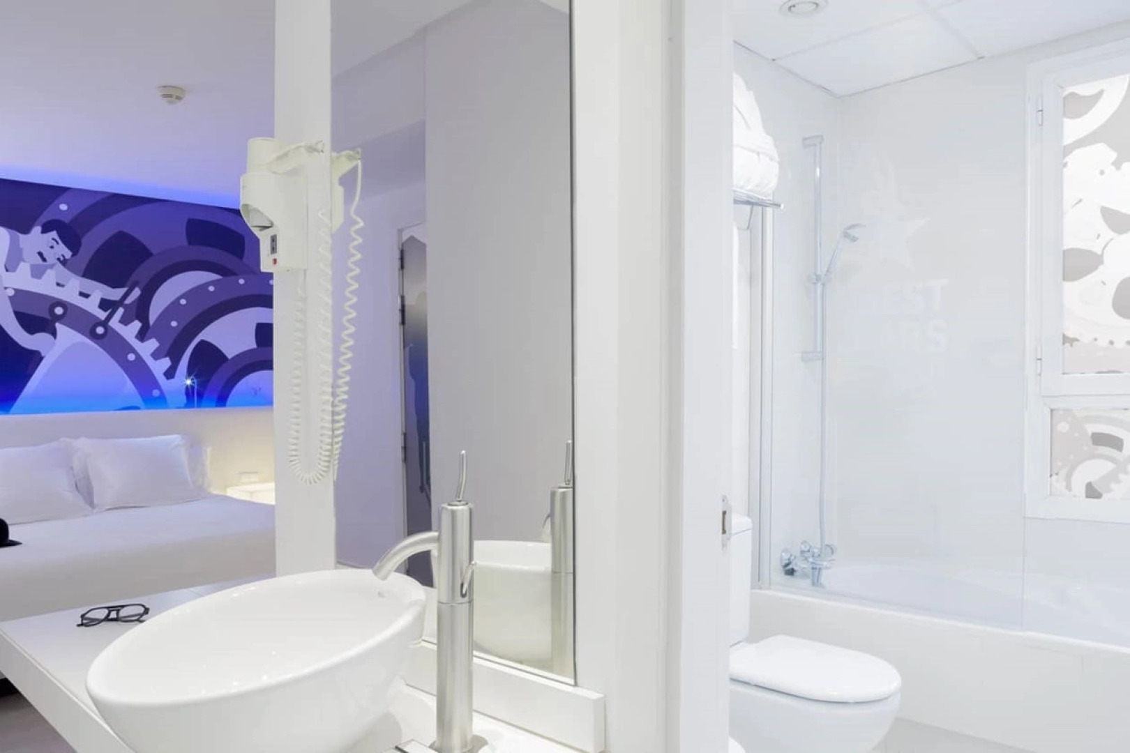 Отель DormirDcine Madrid