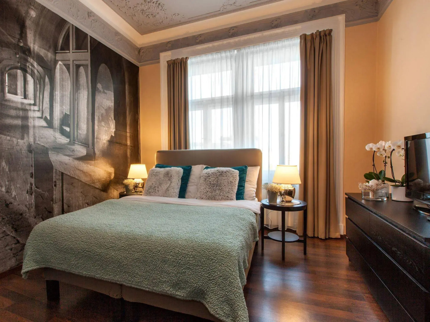 Апартаменты Prague Holiday