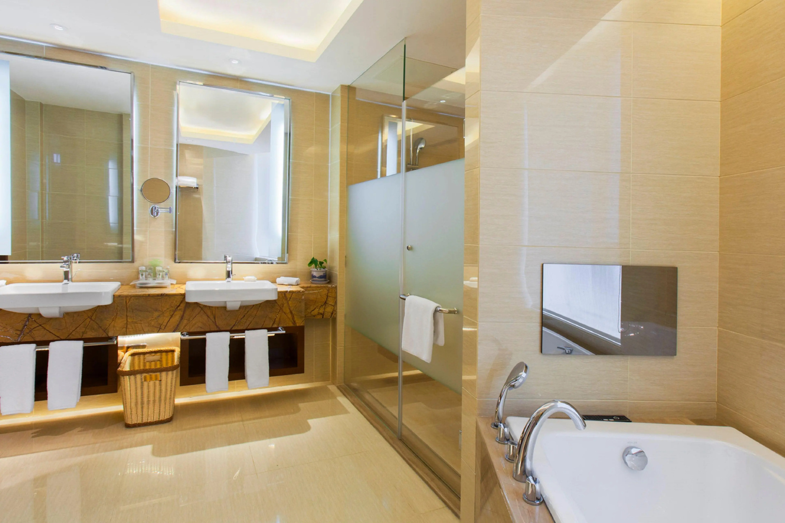 Holiday Inn Panjin Aqua City by IHG