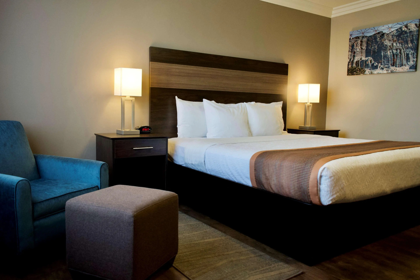 Best Western China Lake Inn