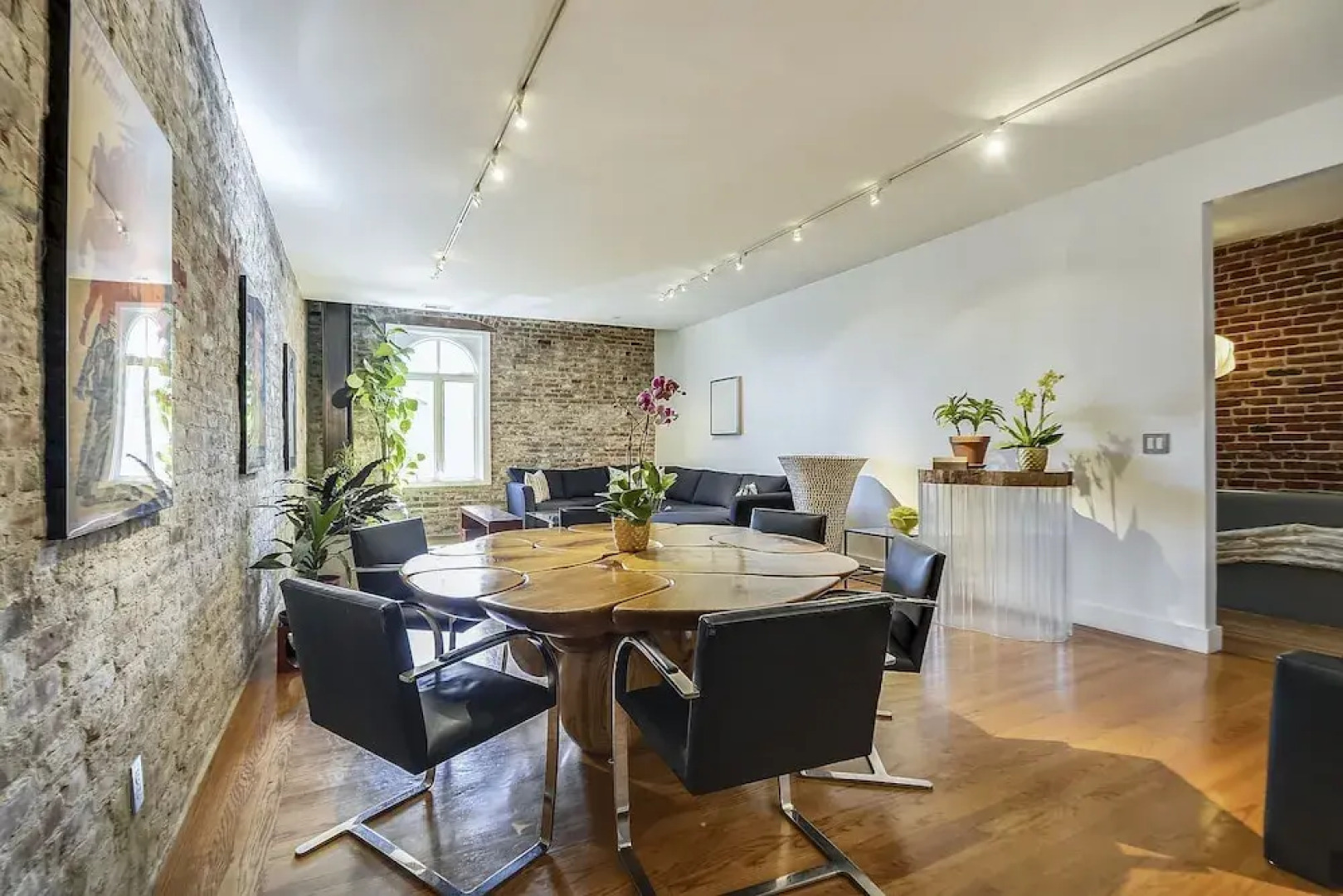 Newly Remodeled Loft In Lower Nob Hill 2 Bedroom Home by RedAwning