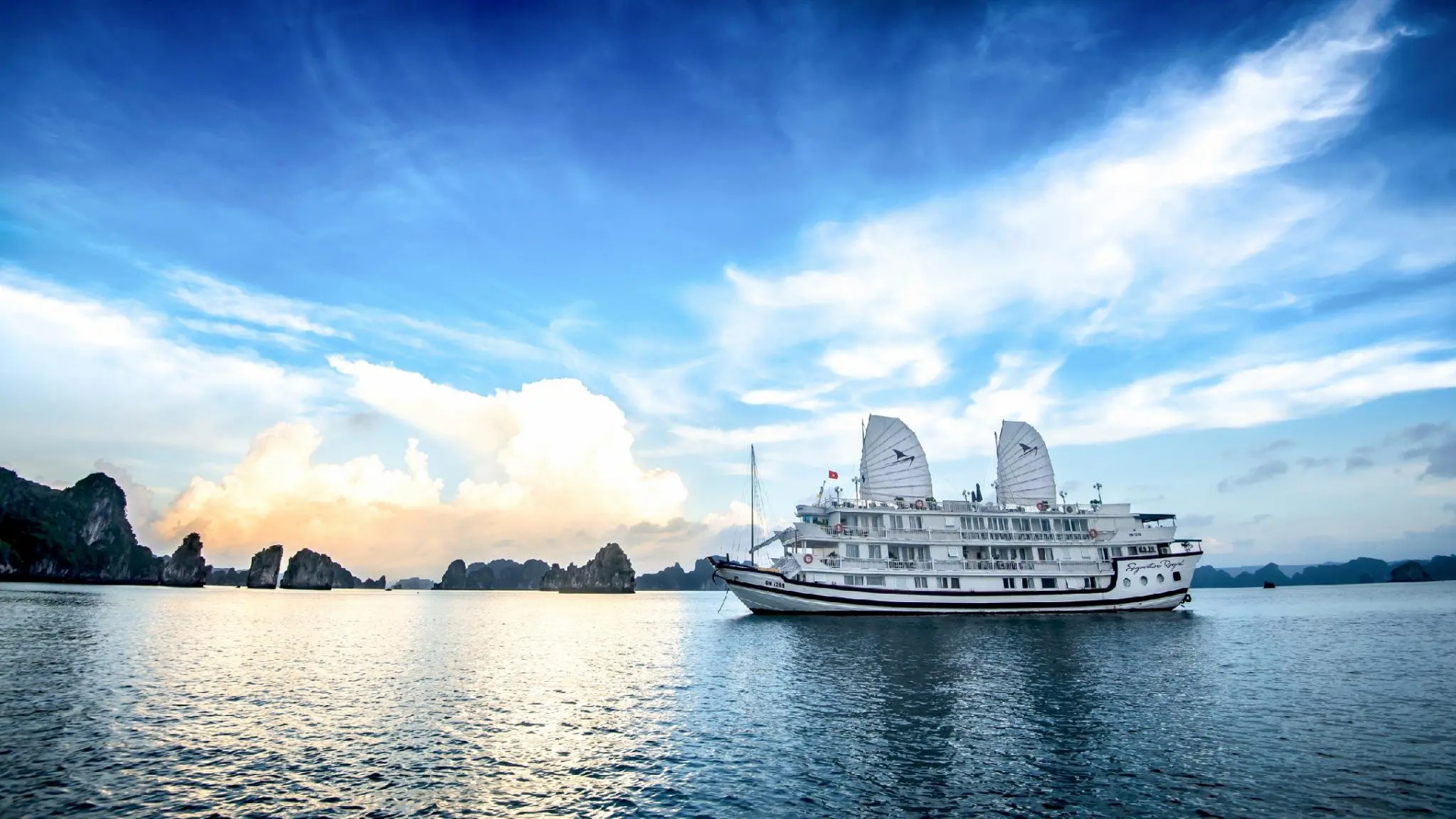 Signature Halong Cruise