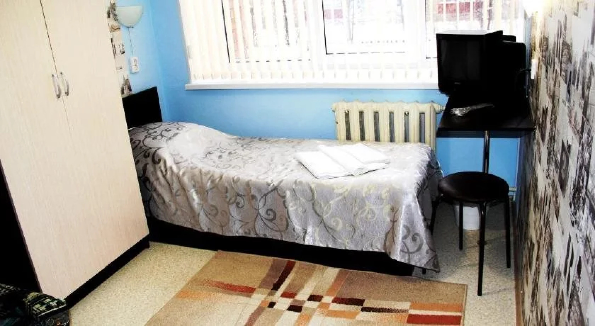 Oasis Hotel - Hostel