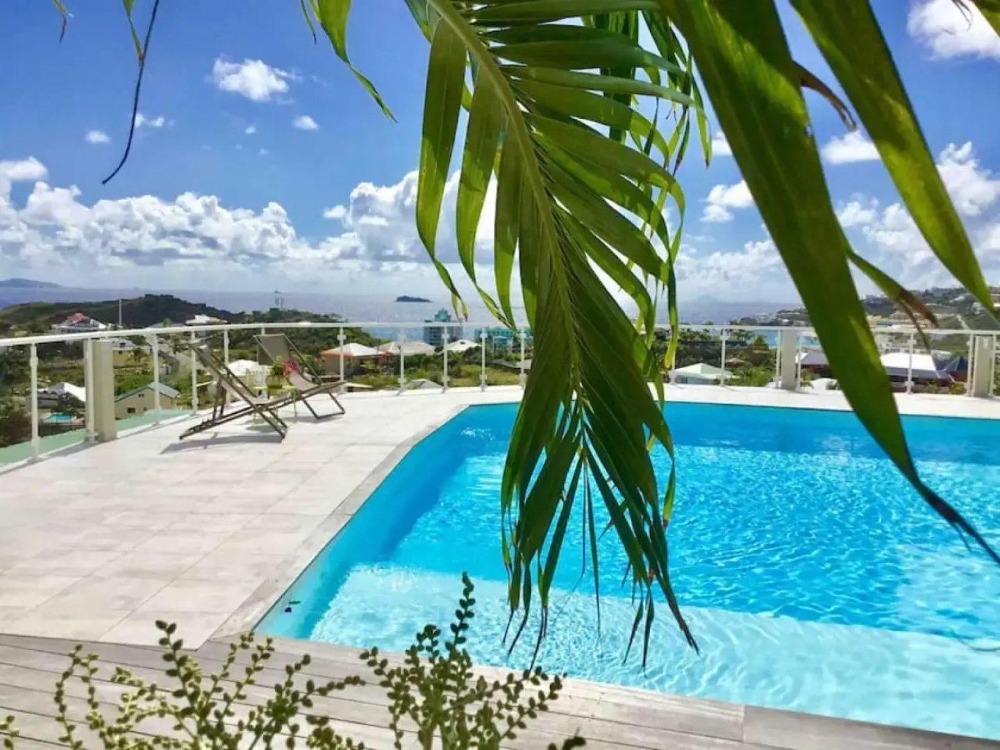 V4 Magical view of the ocean and Saint Barth