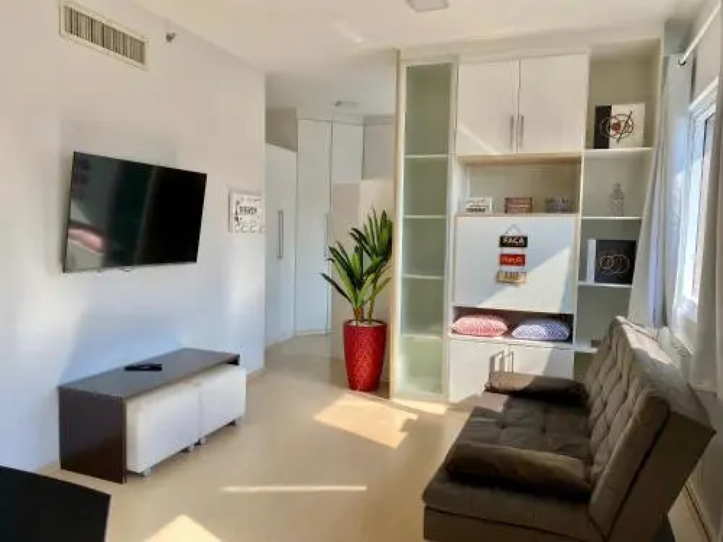 Beneficencia Portuguesa, 50 Metros