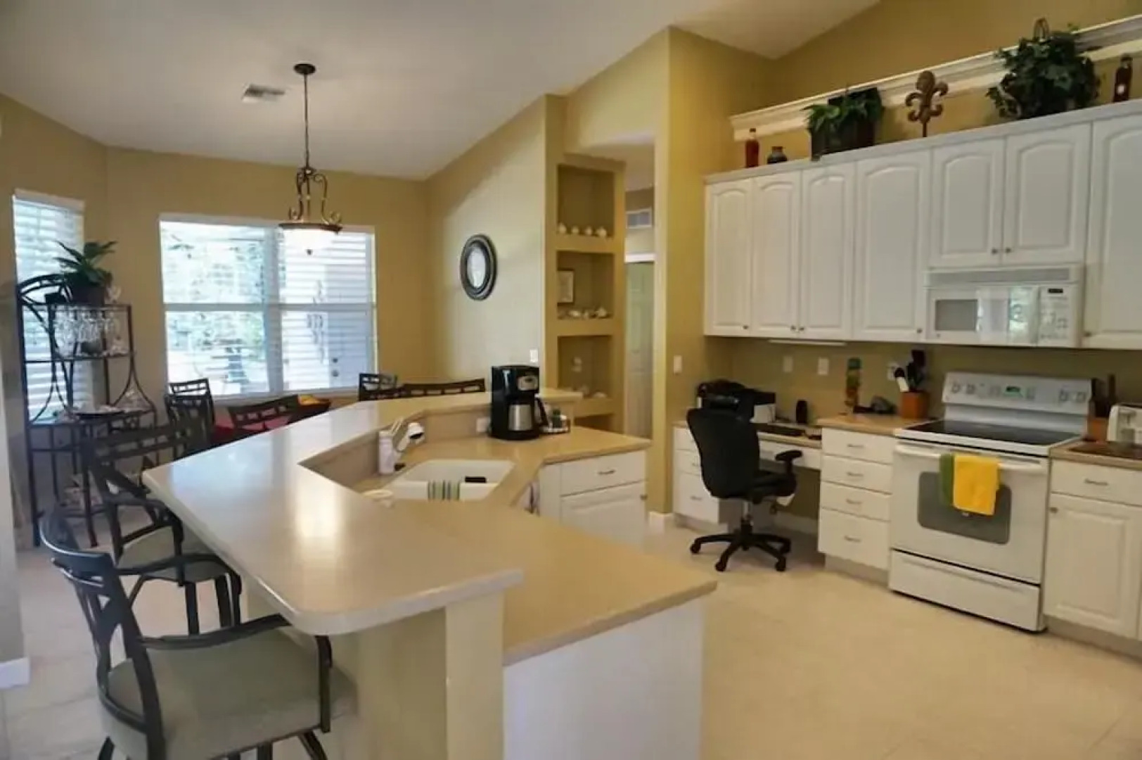 SHEF2024 4 Bedroom Holiday Home by Marco Naples Vacation Homes