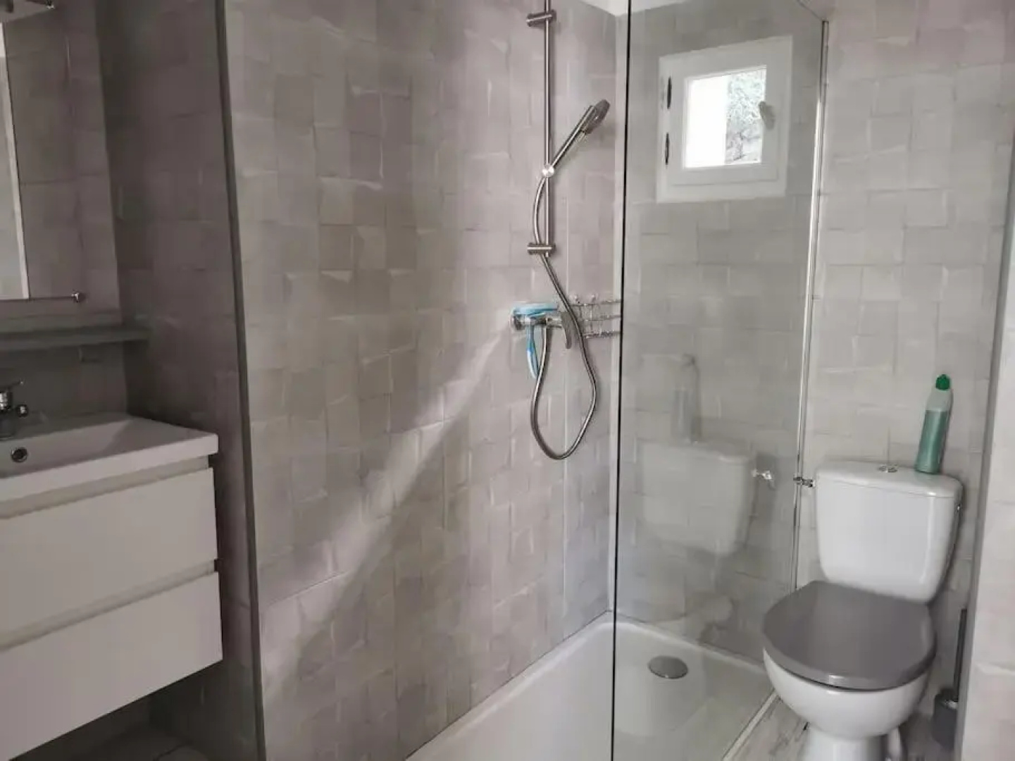 Un Petit Appartement En Provence