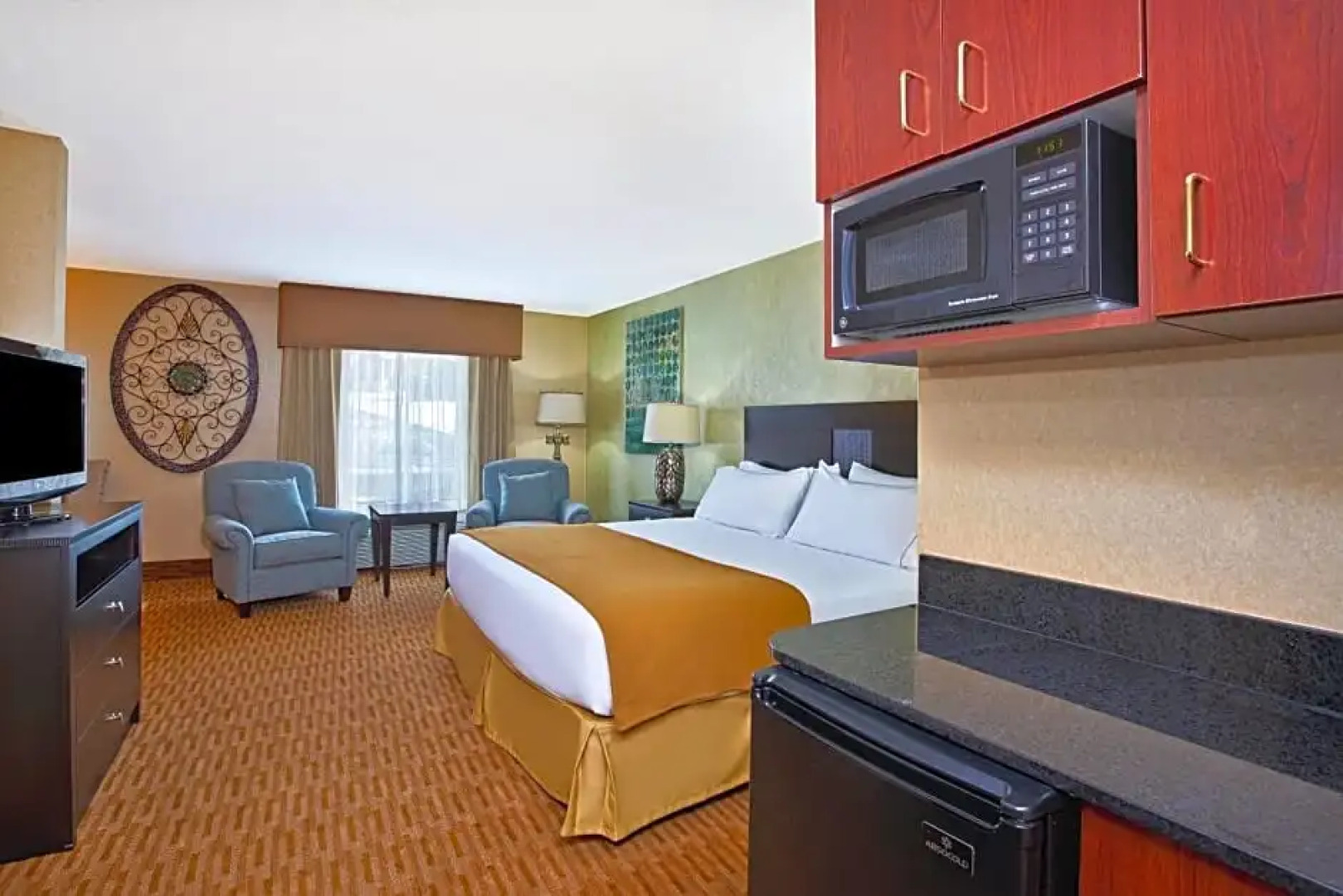 Holiday Inn Express Hotel & Suites Sharon-Hermitage