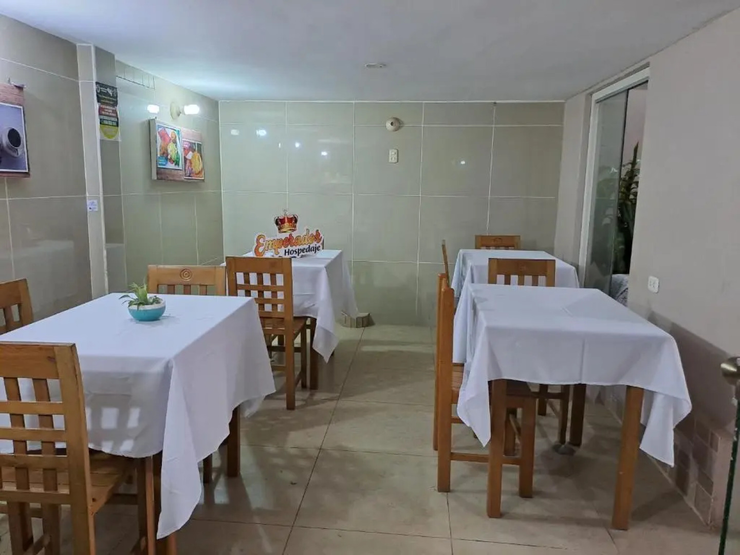 Hospedaje El Emperador