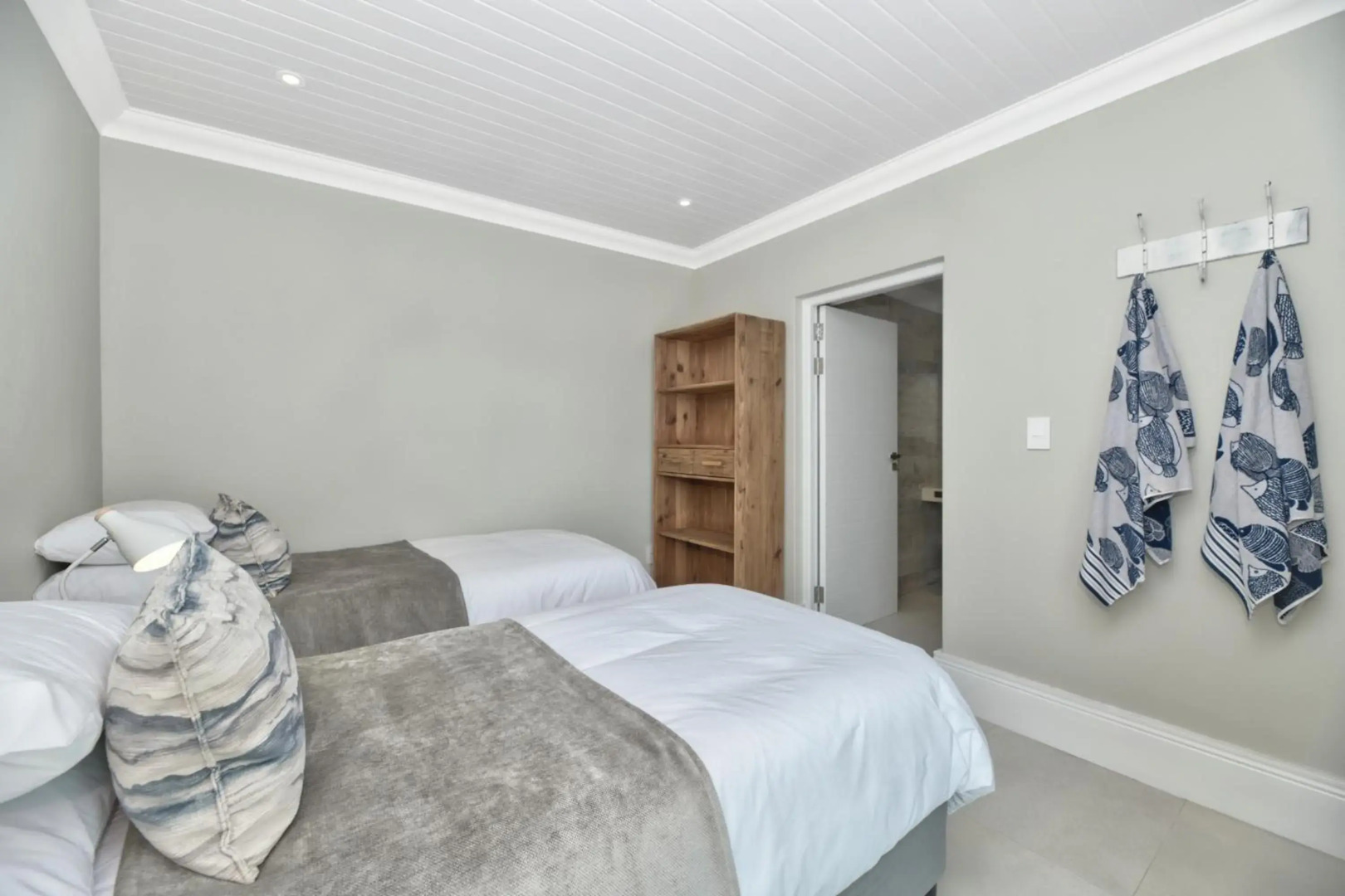 Spring Tide on 28 Main Struisbaai