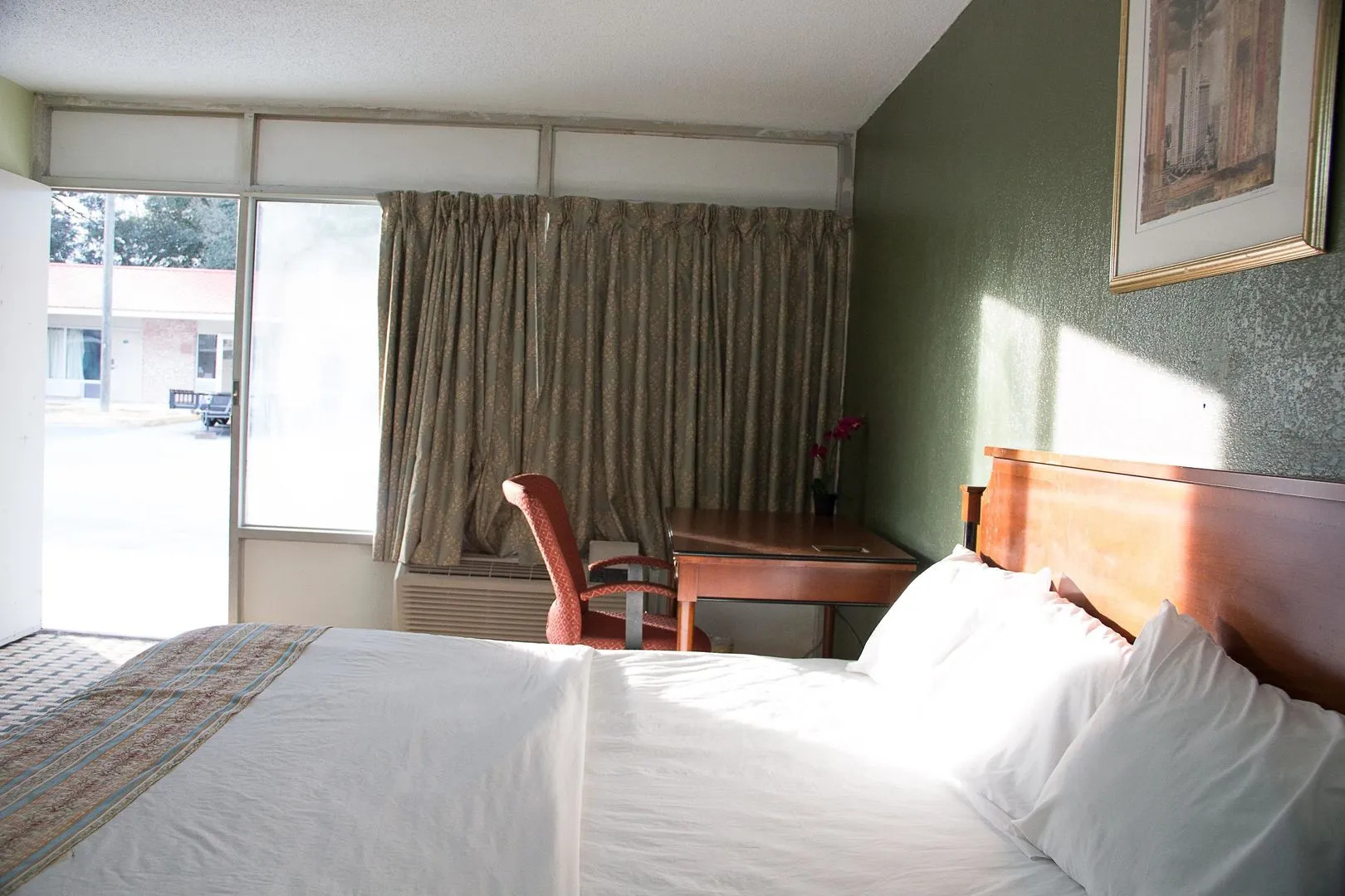 Cocomo Inn and Suites