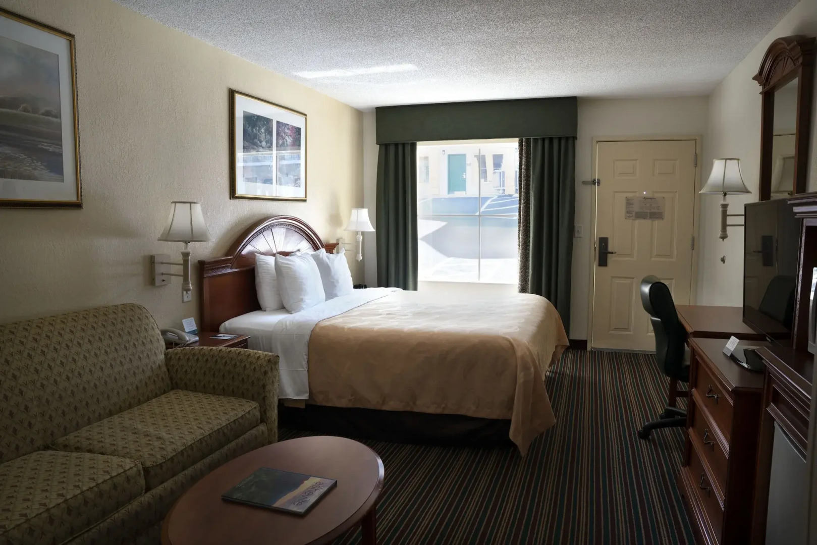 Quality Inn & Suites Biltmore East