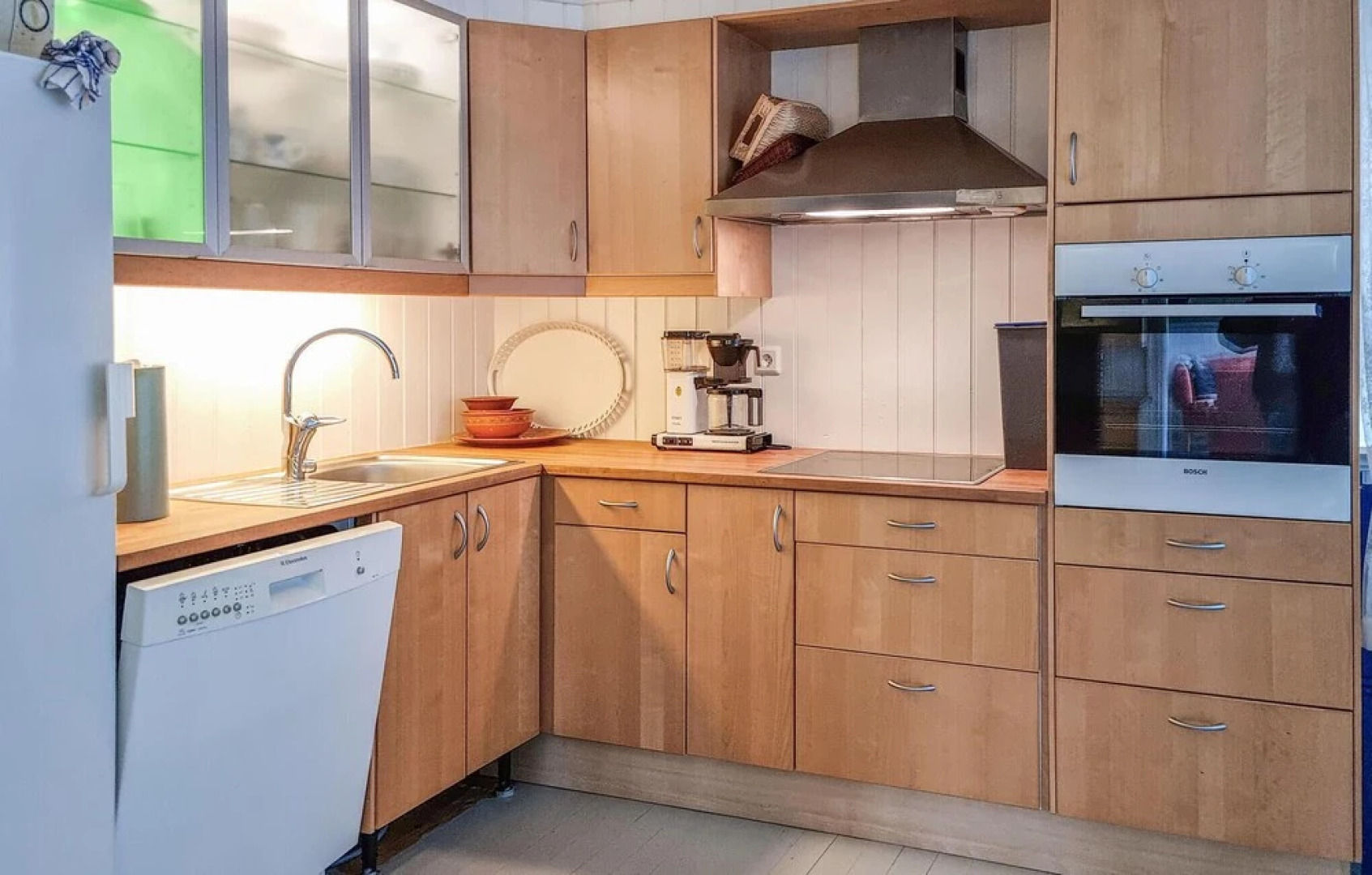 Beautiful Home in Farsund With 4 Bedrooms and Wifi