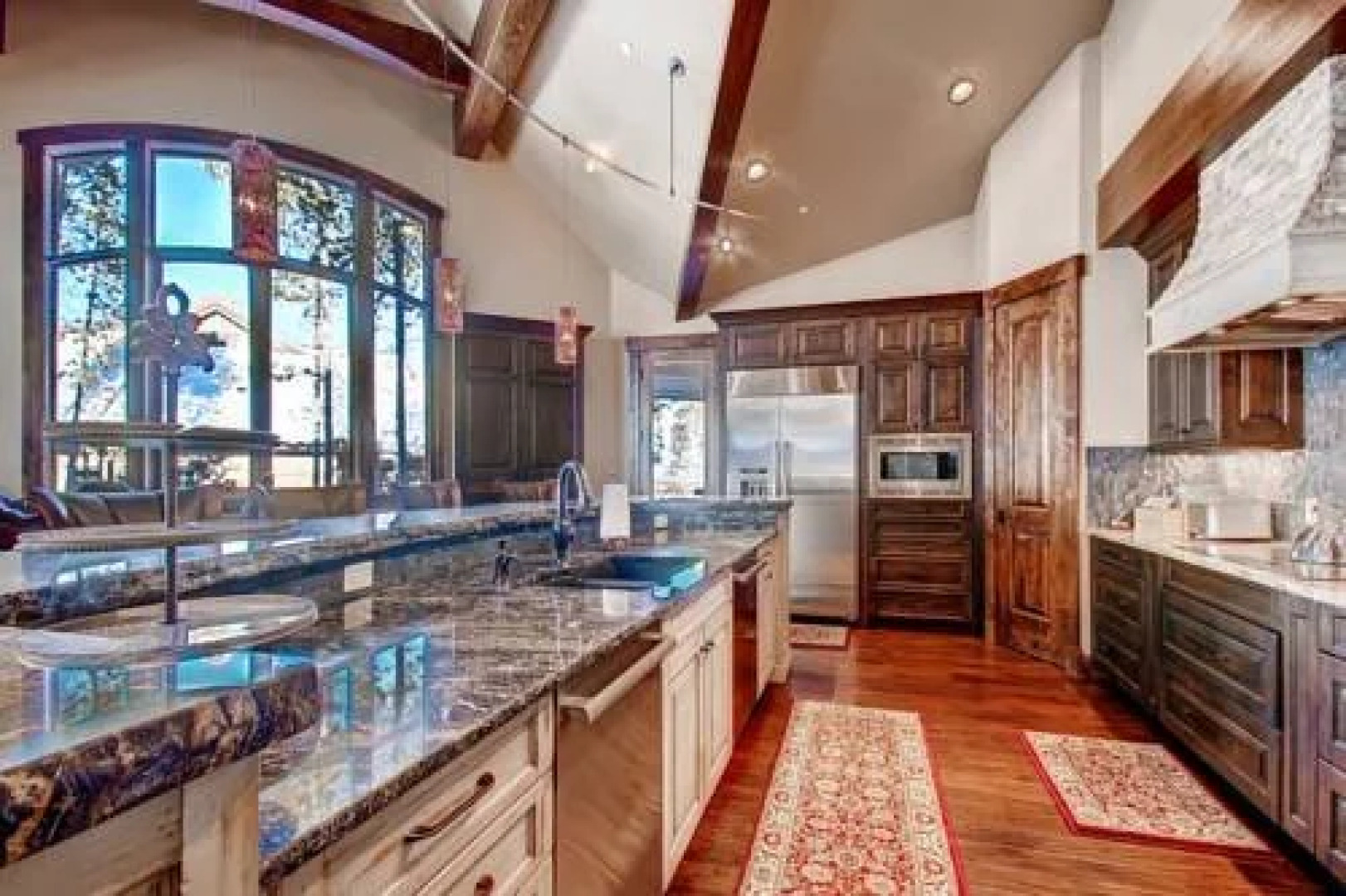 Slopeside Manor on Peak 8