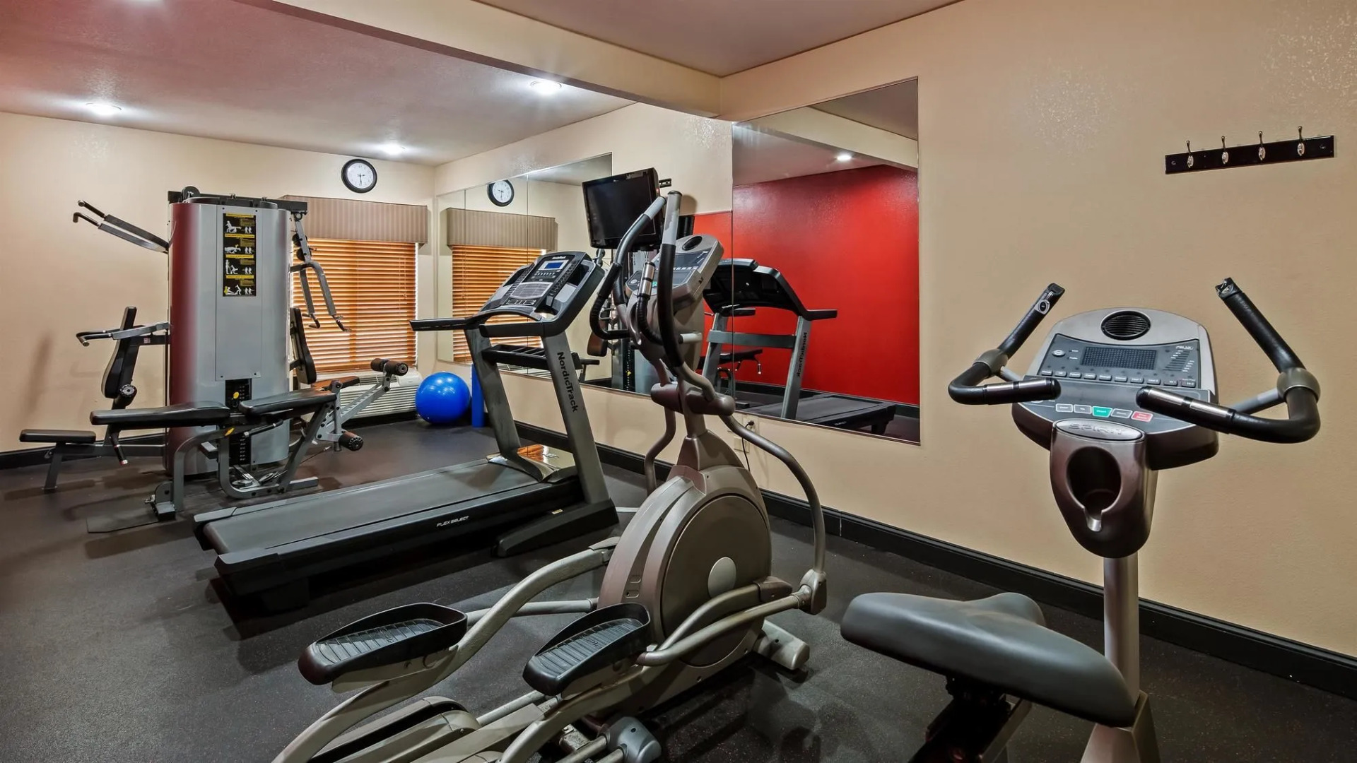 Best Western Plus Kansas City Airport-KCI East