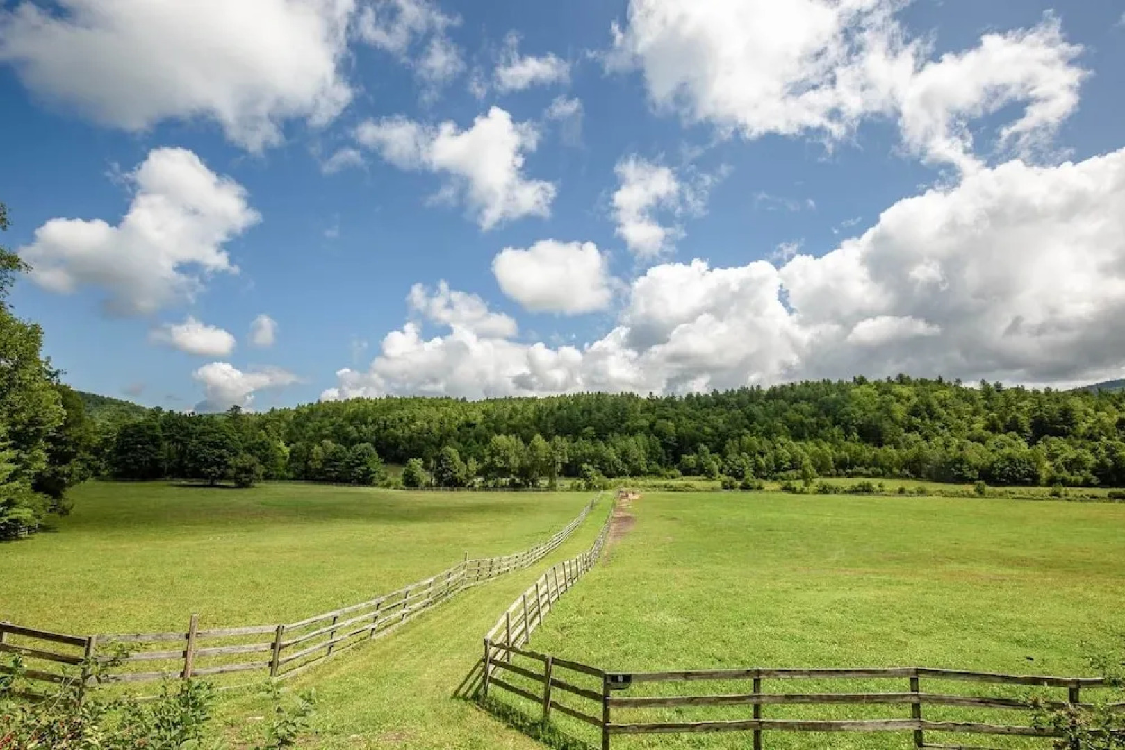 Tentrr - Pucker Ridge Farm