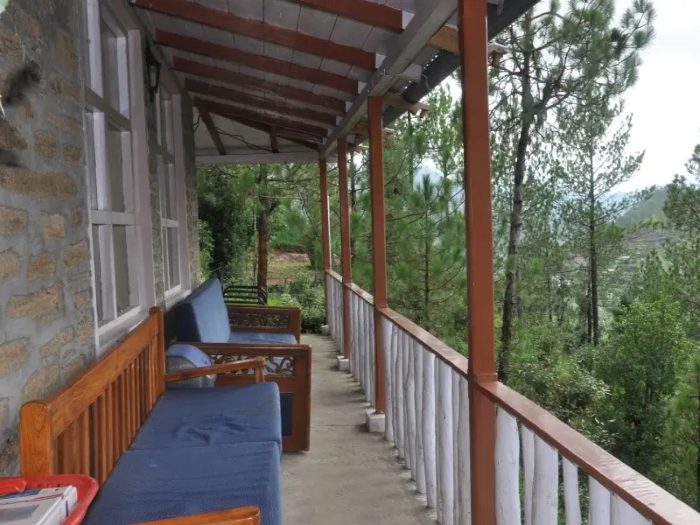 Whispering Heights Hotel