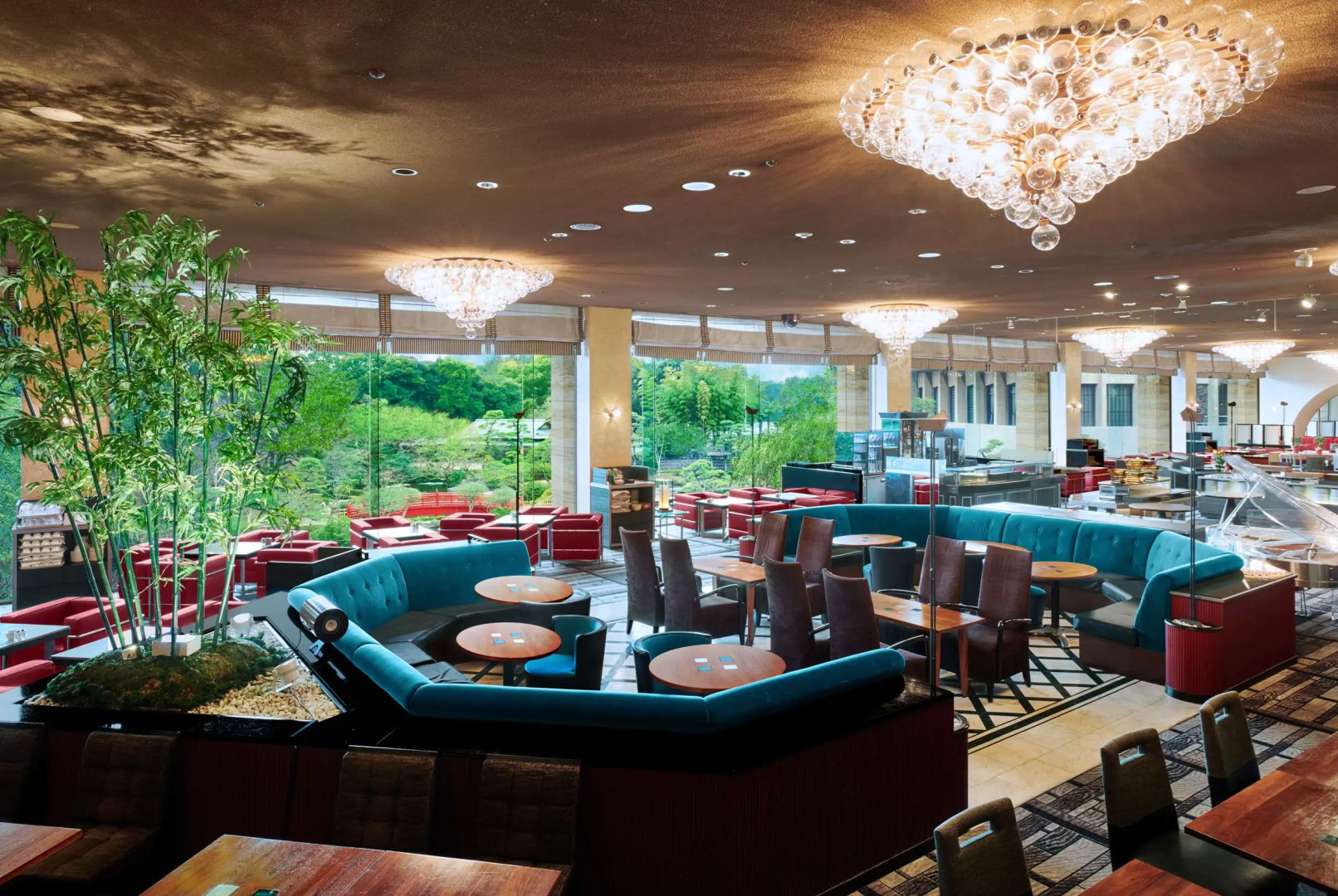 Hotel New Otani Tokyo, The Main