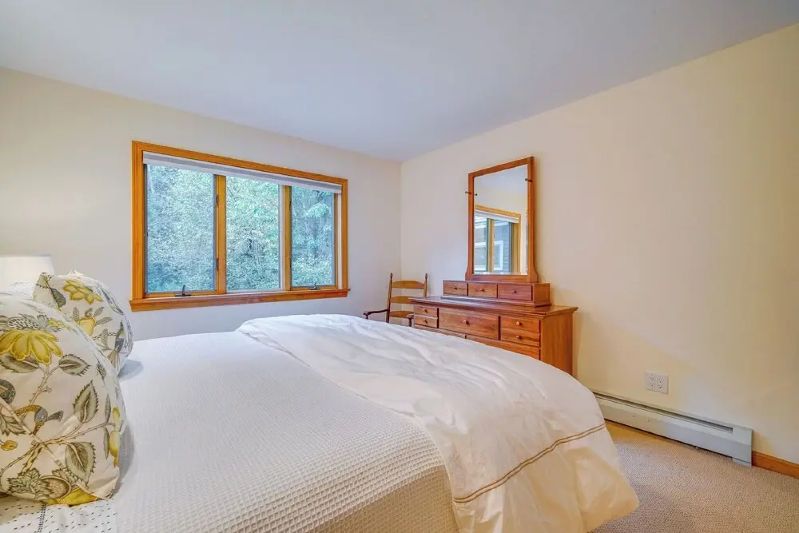 Spacious Dover Refuge ~ 5 Mi to Mount Snow!