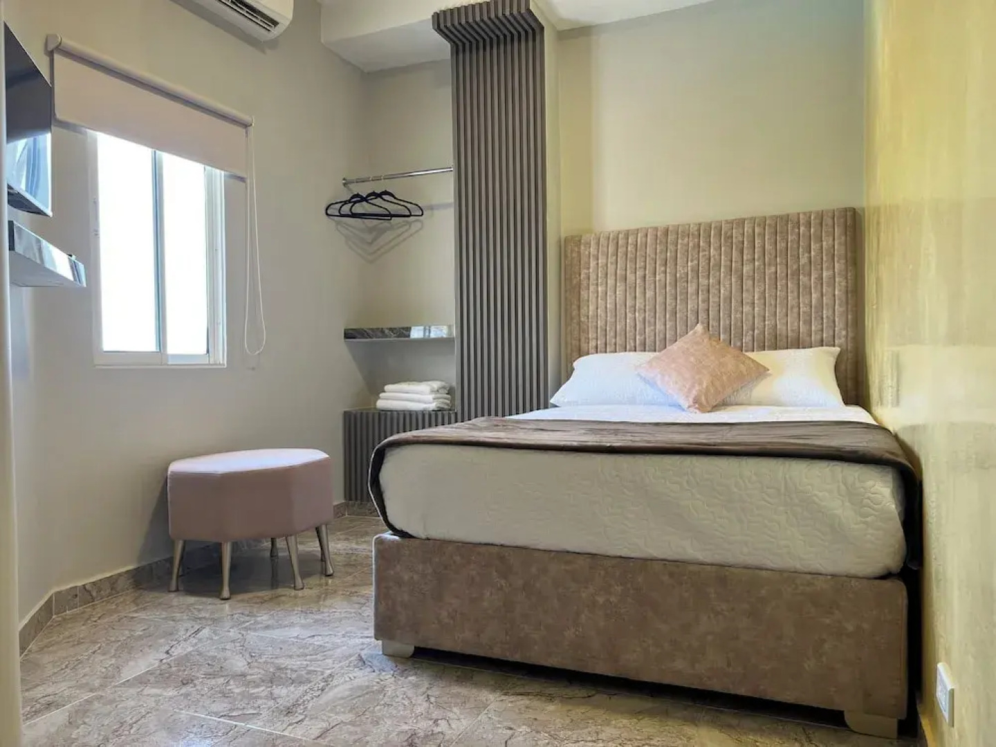 La Candelaria Room House