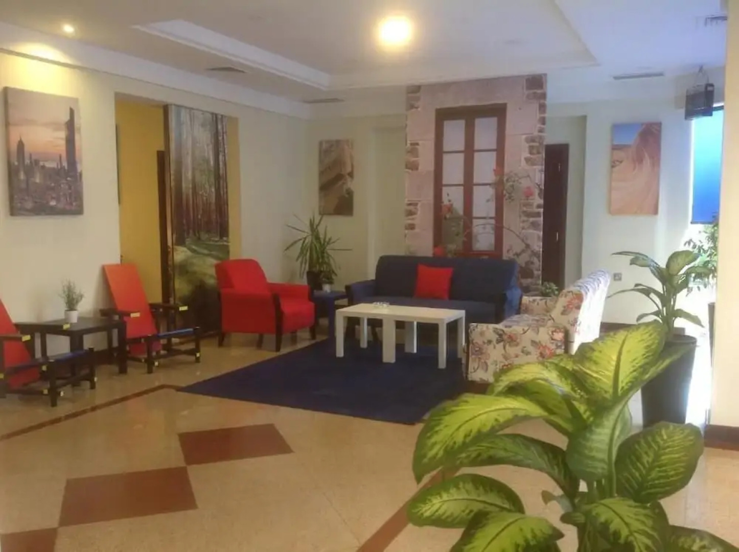 Royal Residence Hotel