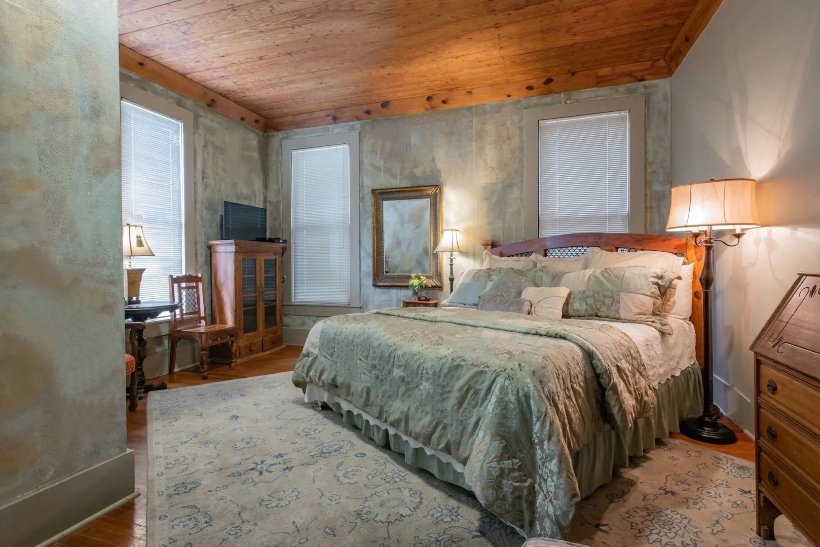 The Crystal River Inn