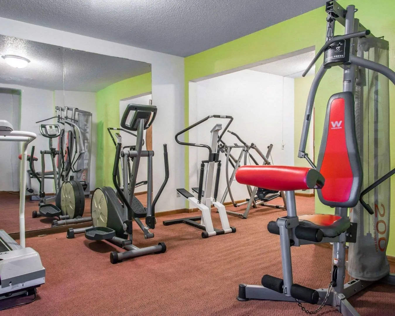 Regency Inn & Suites