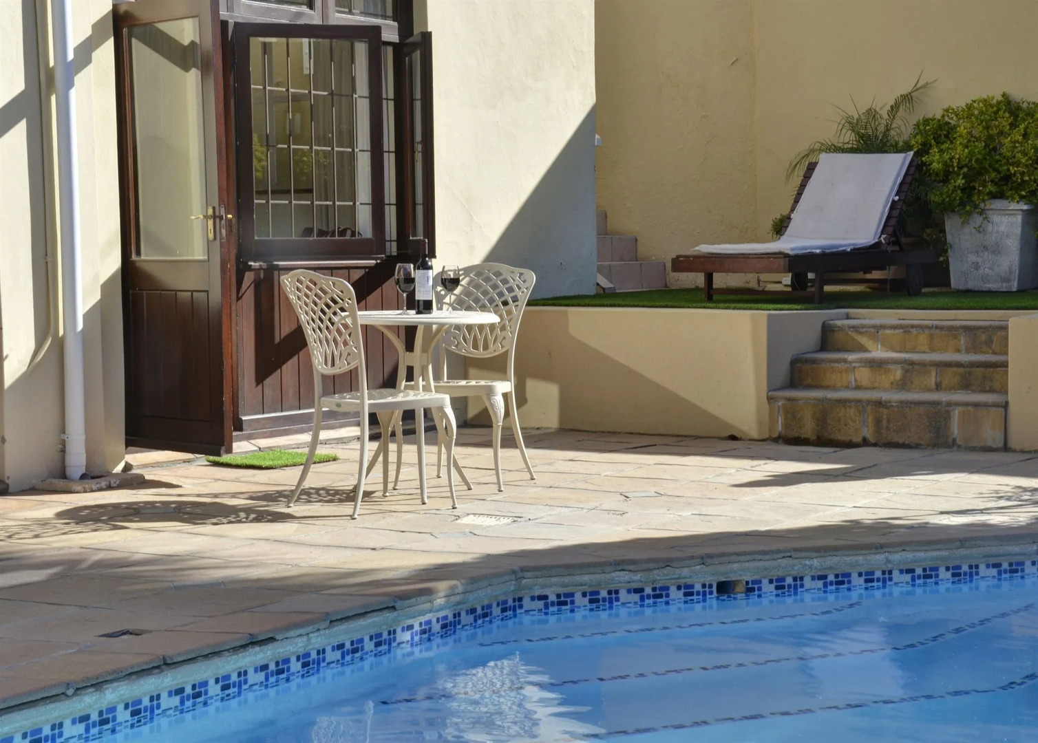 Sundown Manor Guest House