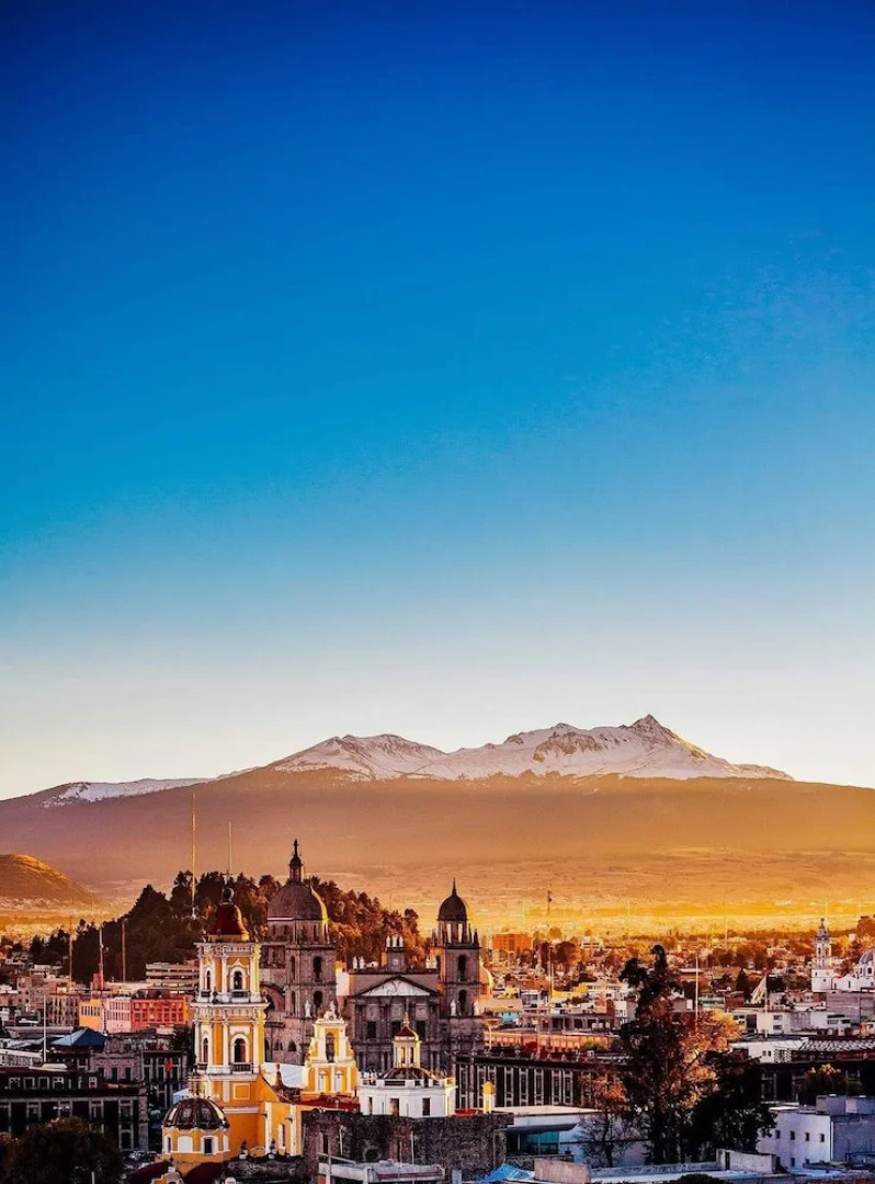 Toluca Centrica House