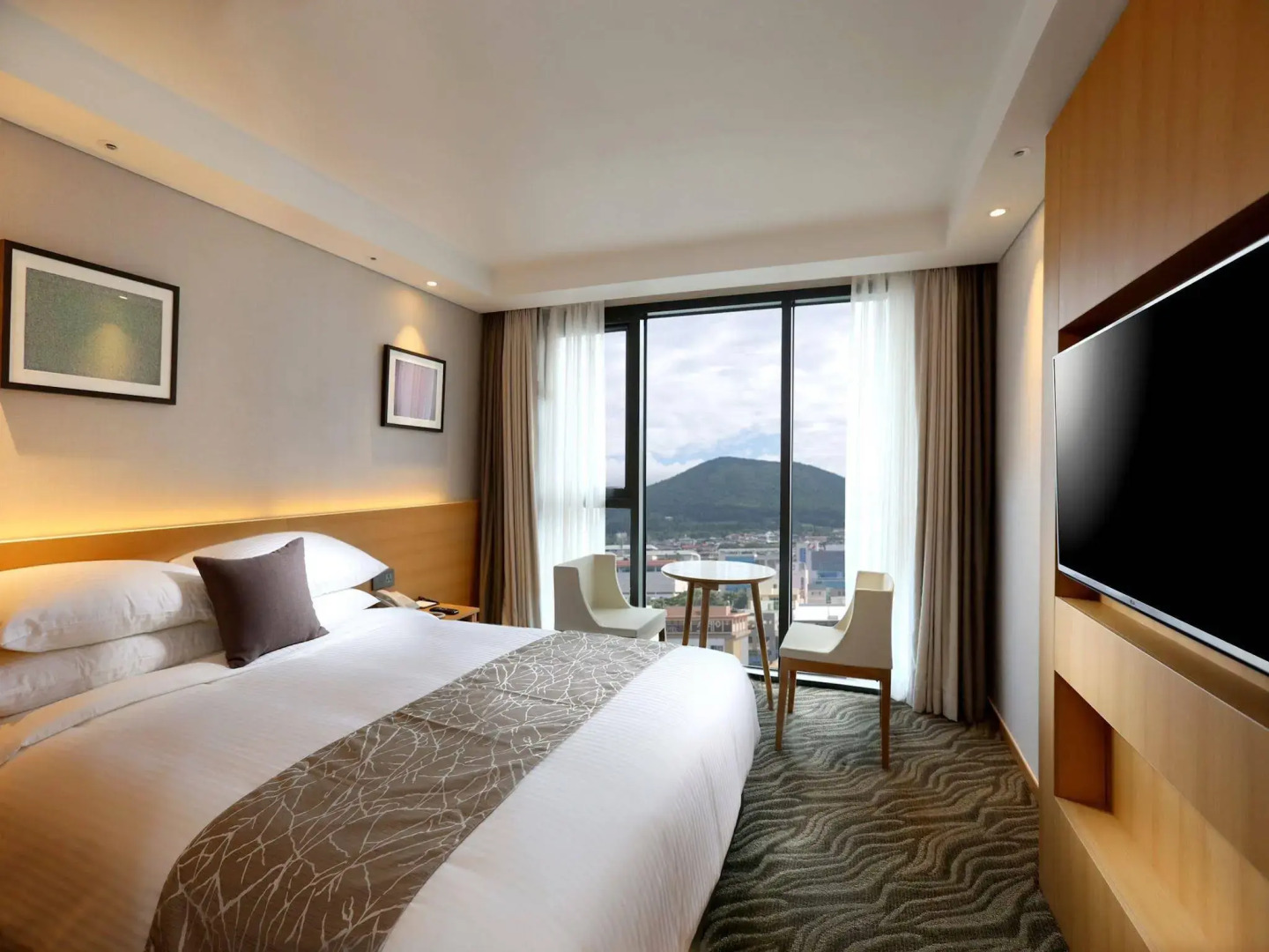 Seogwipo JS Hotel