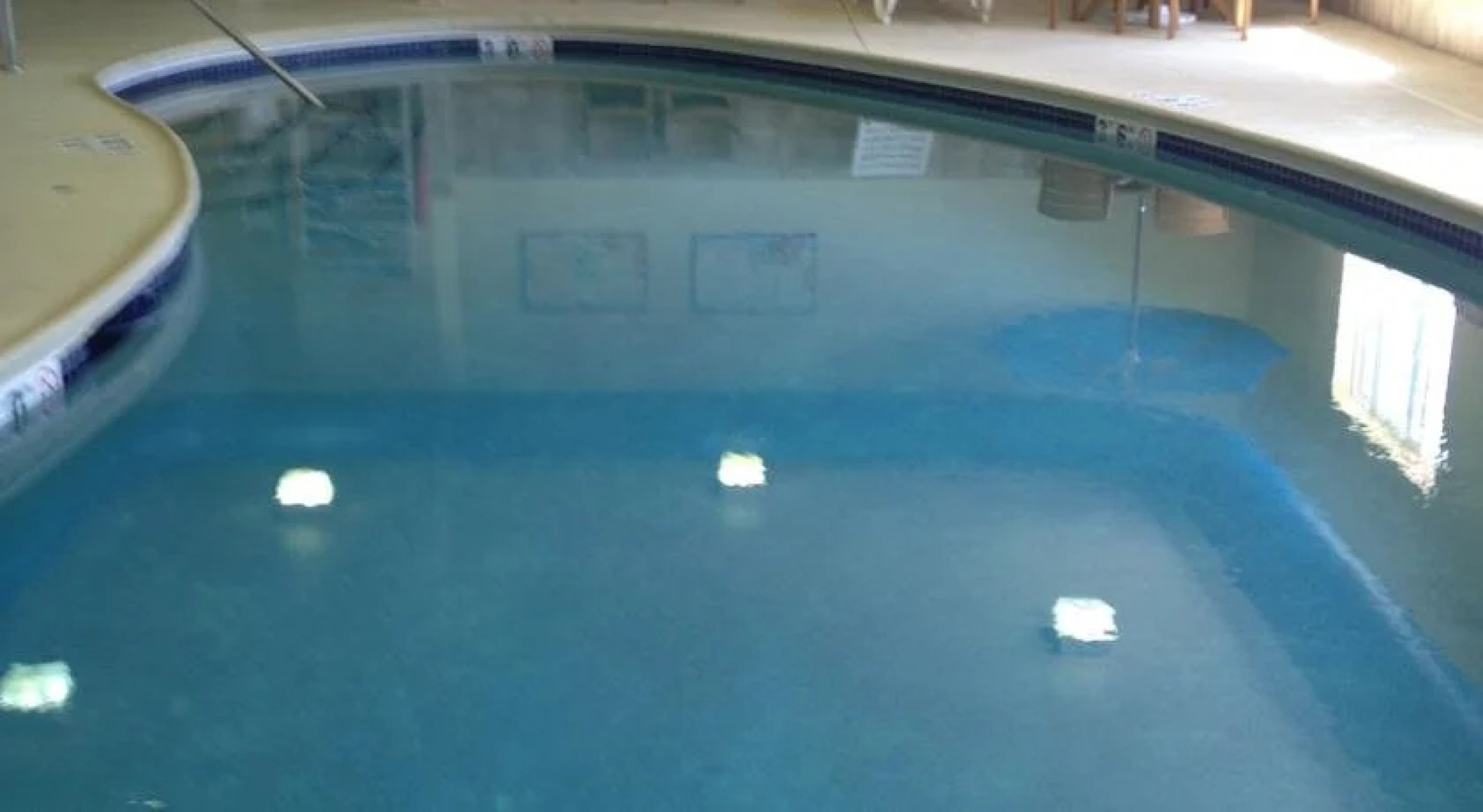 Irish Cottage Inn & Suites