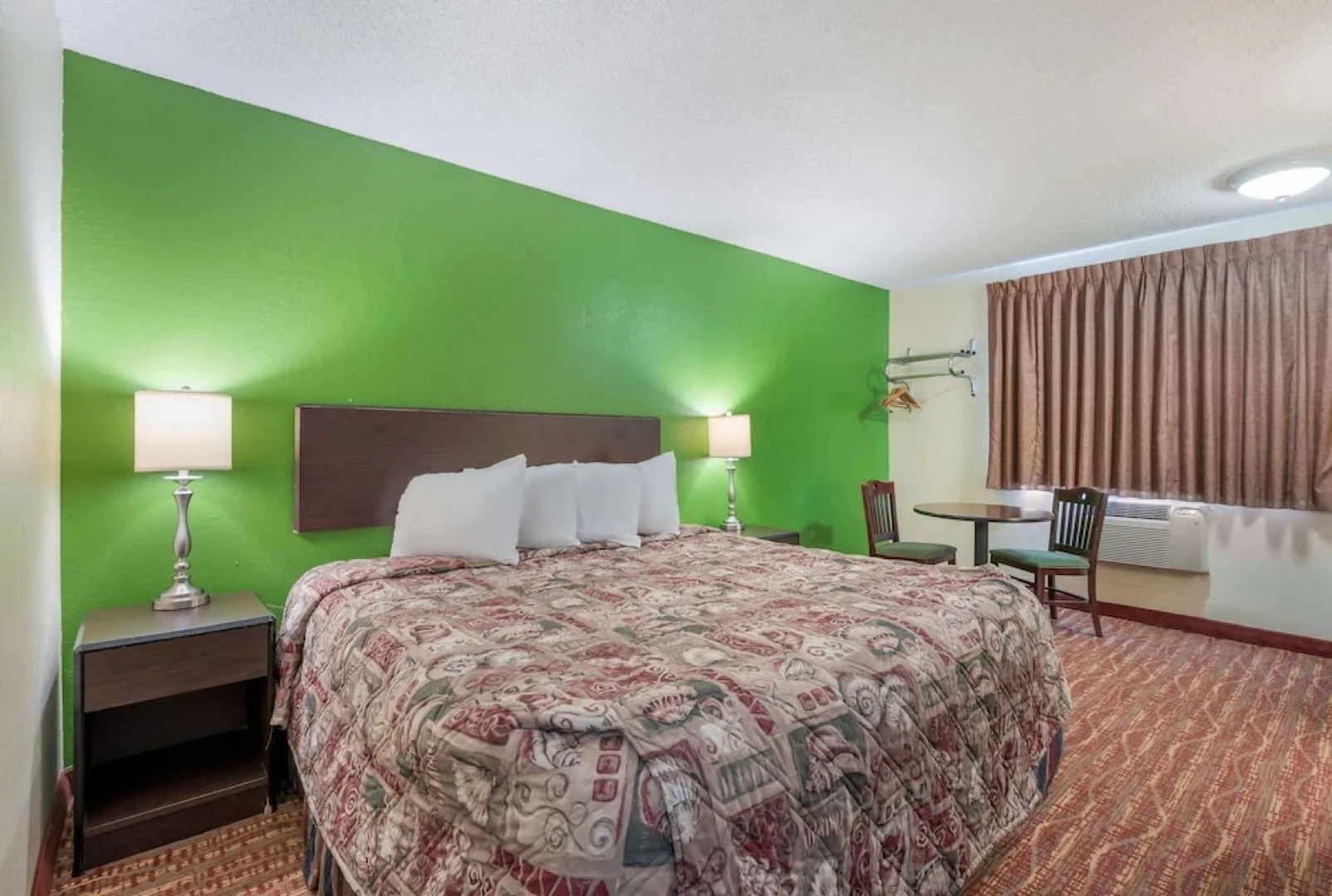 America's Best Inn - Benton